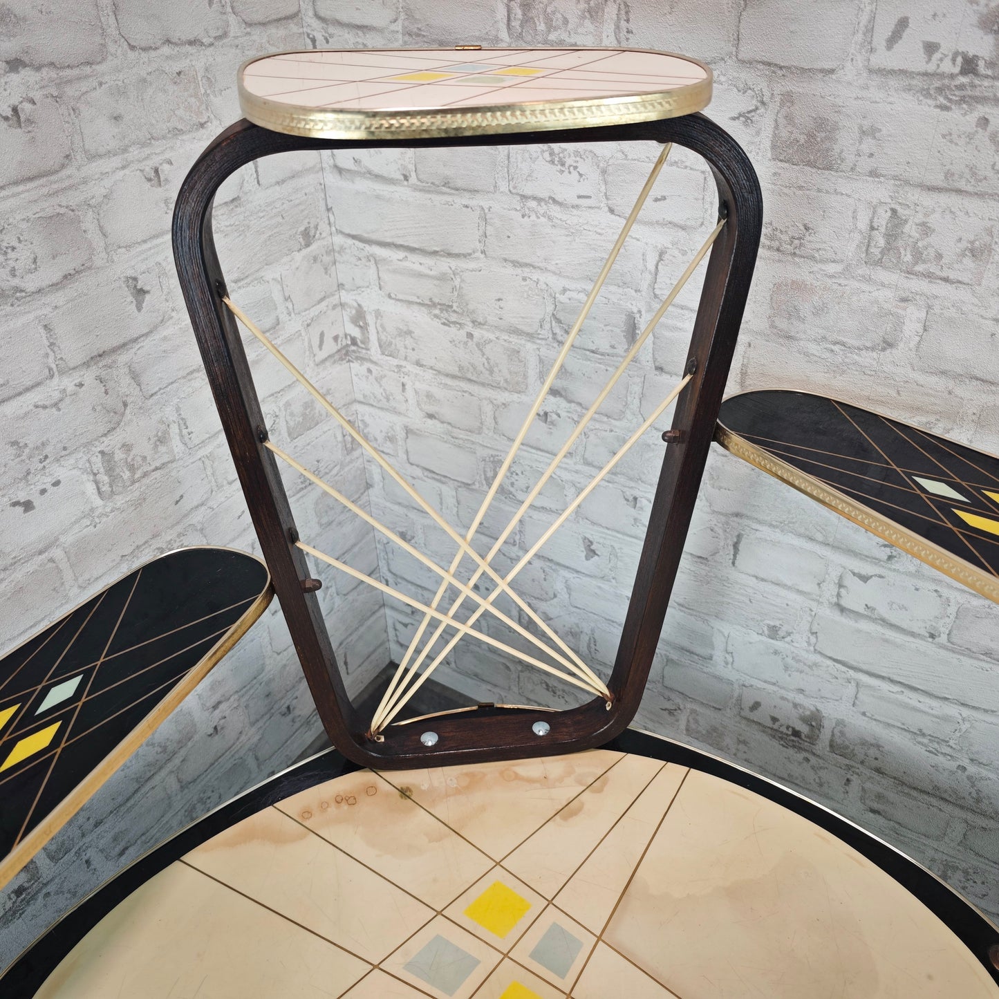 Midcentury Blumenhocker 50er Jahre Pflanzentisch Etagere mit Linienmuster Space Age Retro