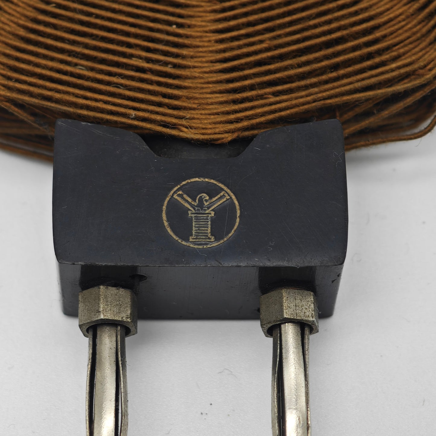 Wabenspulen Set mit C.J. Vogel Spulen und Holzsockel Kristall Detektor Radio Zubehör 1920er Technik Sammlung