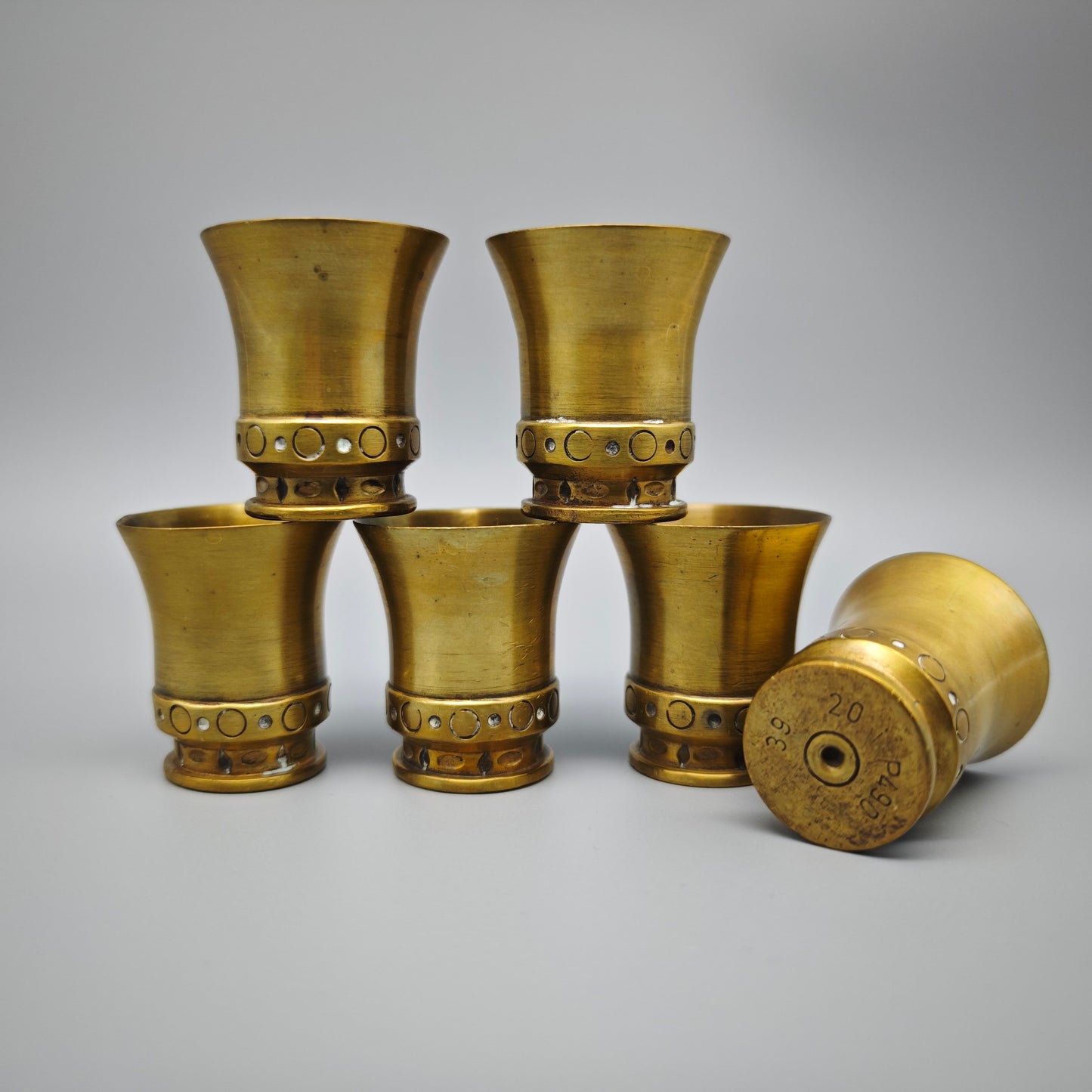 6x Messing Schnapsgläser Grabenkunst Wehrmacht Patrone Hülsen 2. Weltkrieg Becher Set WK 2