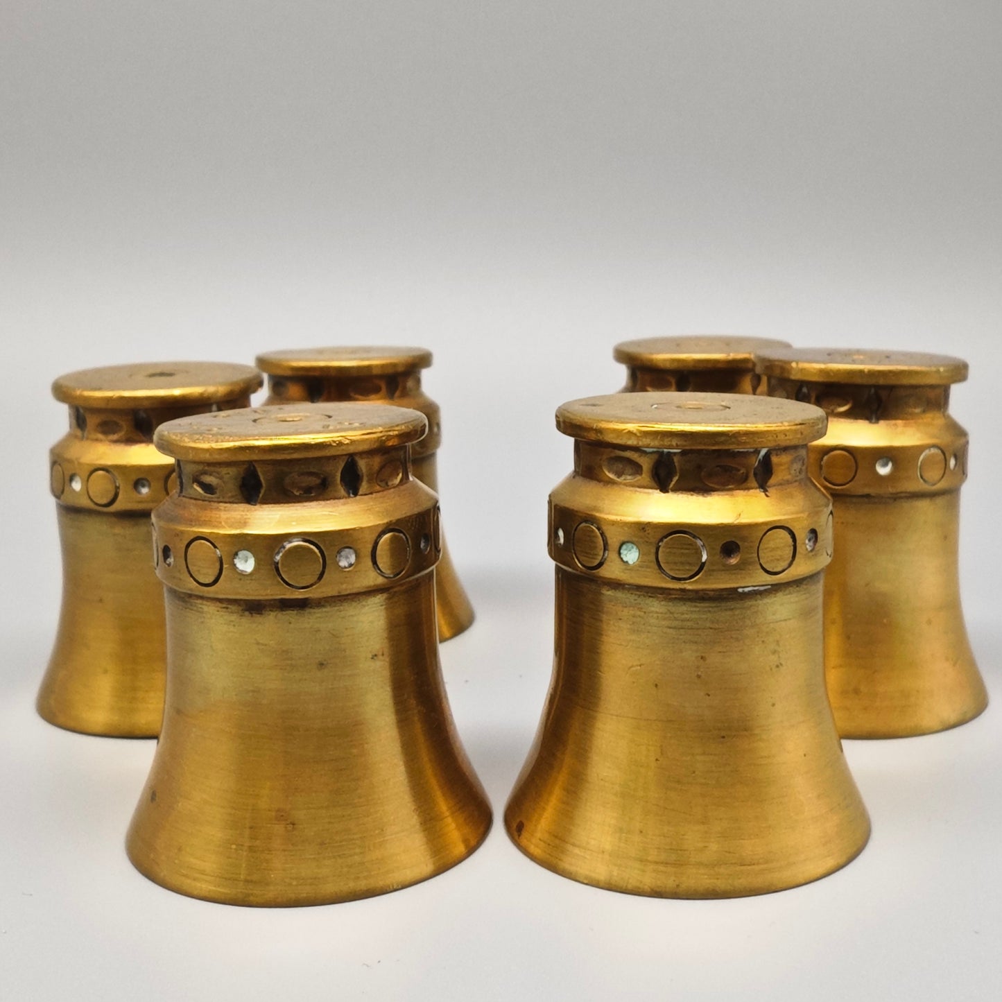 6x Messing Schnapsgläser Grabenkunst Wehrmacht Patrone Hülsen 2. Weltkrieg Becher Set WK 2
