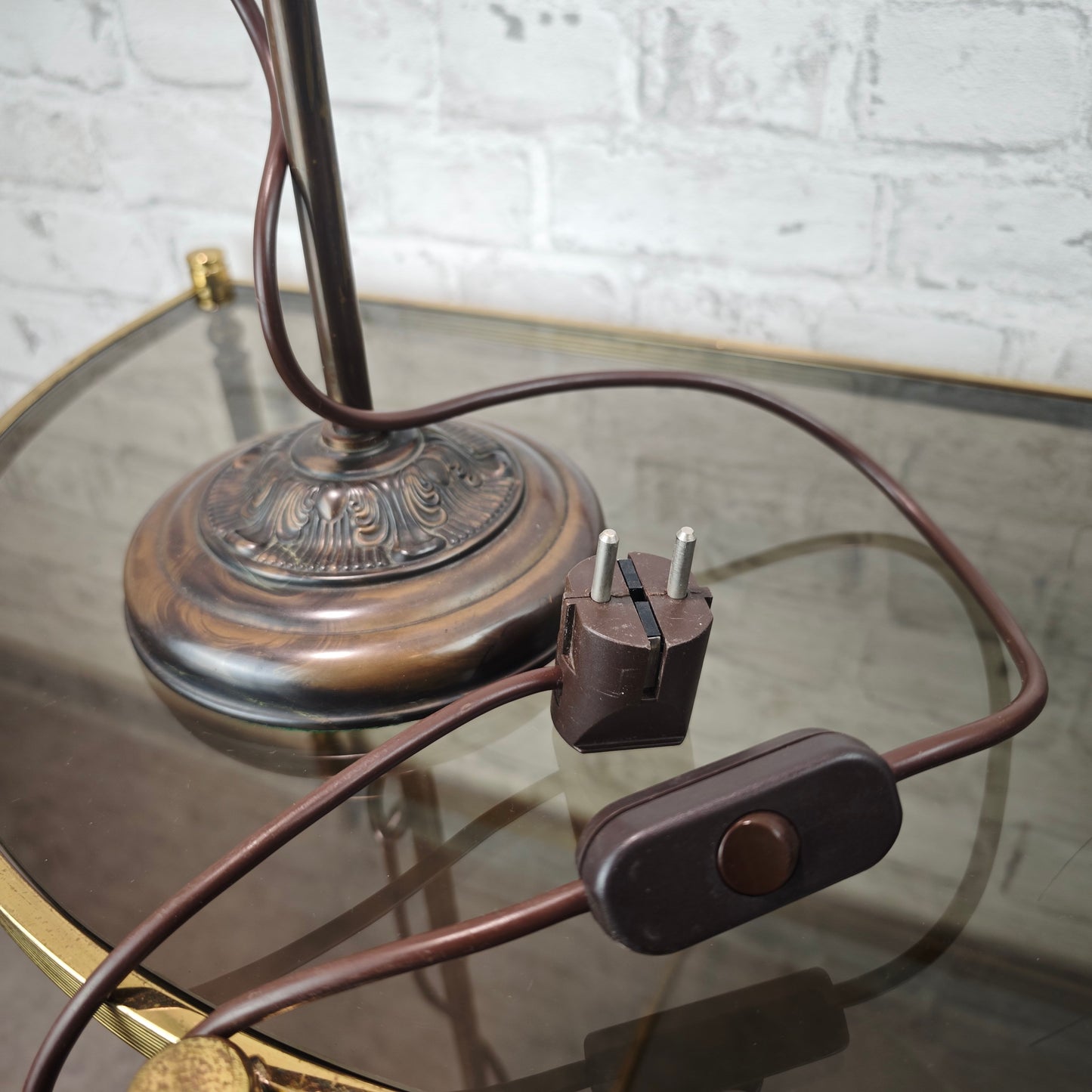 Jugendstil Tischlampe Casablanca West Germany Messing bronze höhenverstellbar mit mattem Glasschirm Blütenform ca 56 cm Vintage Lampe