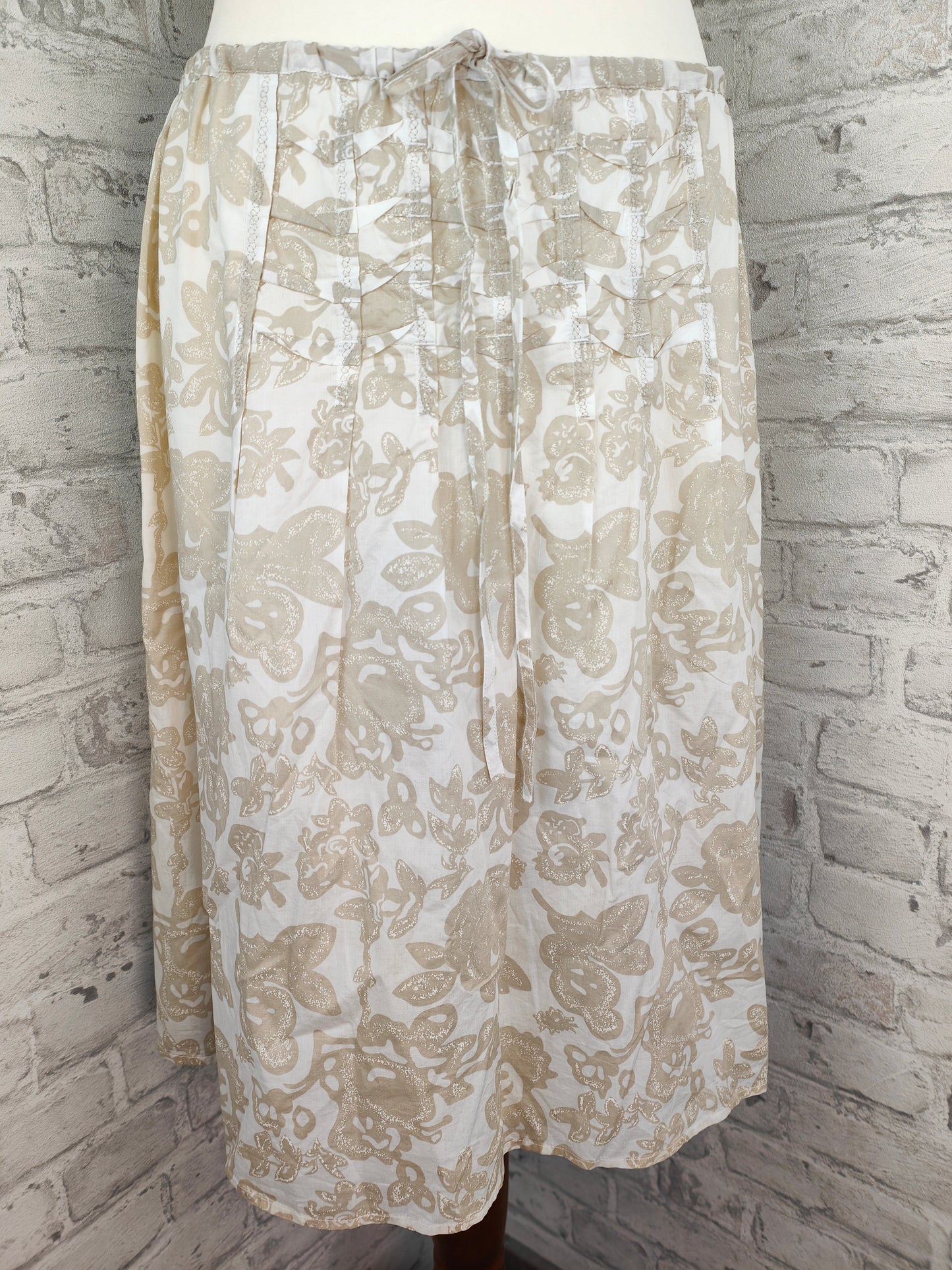 Ensemble de 2 pièces jupe d'été à motifs coton blanc beige et écharpe assortie garde-robe de vacances motif floral écharpe légère jupe fleurs style d'été ensemble combinaison de vêtements