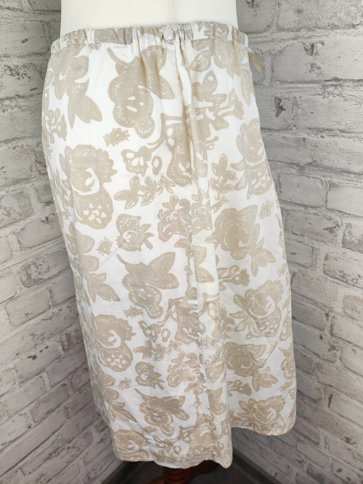 Ensemble de 2 pièces jupe d'été à motifs coton blanc beige et écharpe assortie garde-robe de vacances motif floral écharpe légère jupe fleurs style d'été ensemble combinaison de vêtements
