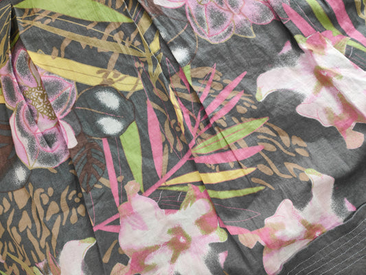 Jupe plissée Benetton florale kaki rose vert noir fleurs feuilles tropicale fée grunge style gobelin jupe d'été jupe plissée motif allover