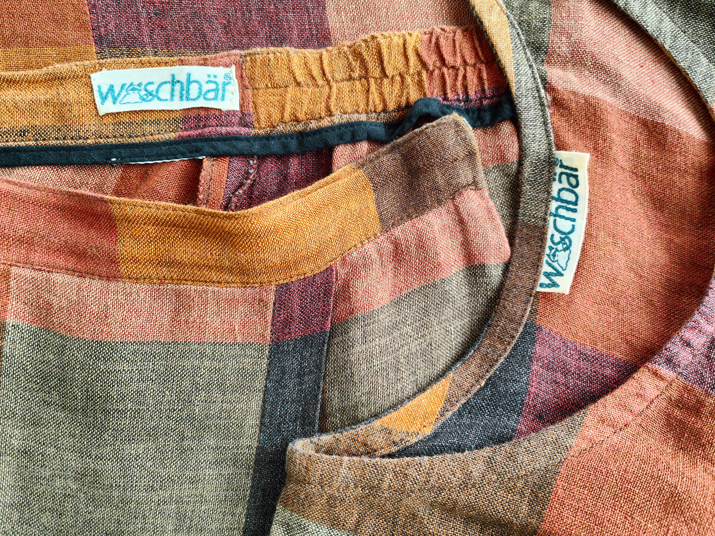 Ensemble de vêtements 2 pièces en lin, jupe longue et haut, tons terre de raton laveur, imprimé bloc biologique d'été, sans manches, couleurs d'automne, style bundle