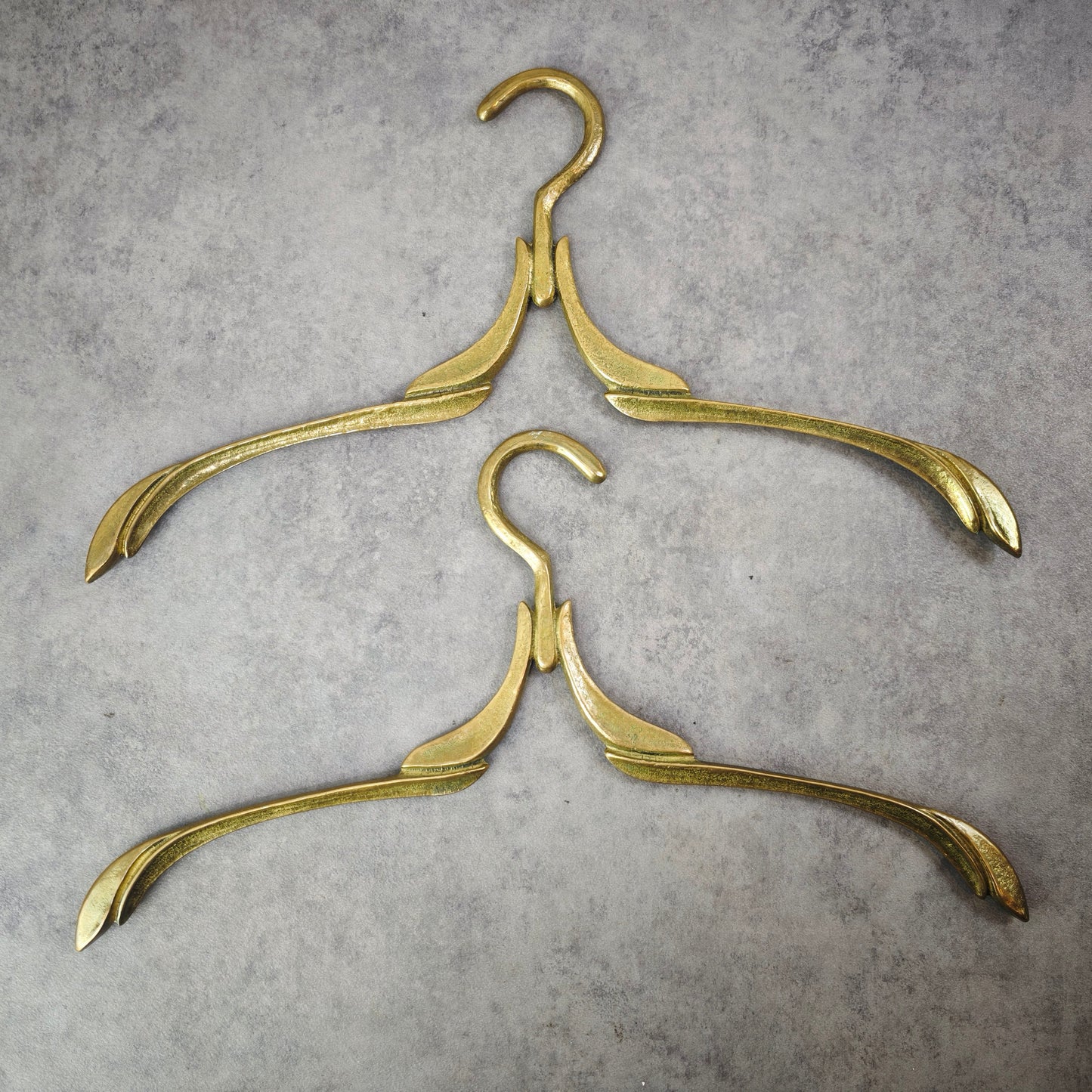 Garderobe Hakenleiste Blätterform Haken Kleiderbügel Kleiderhaken Messing Kleiderleiste vintage Flur Jugendstil Hollywood Regency