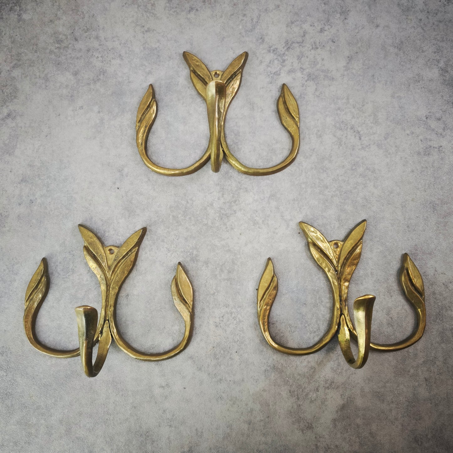 Garderobe Hakenleiste Blätterform Haken Kleiderbügel Kleiderhaken Messing Kleiderleiste vintage Flur Jugendstil Hollywood Regency