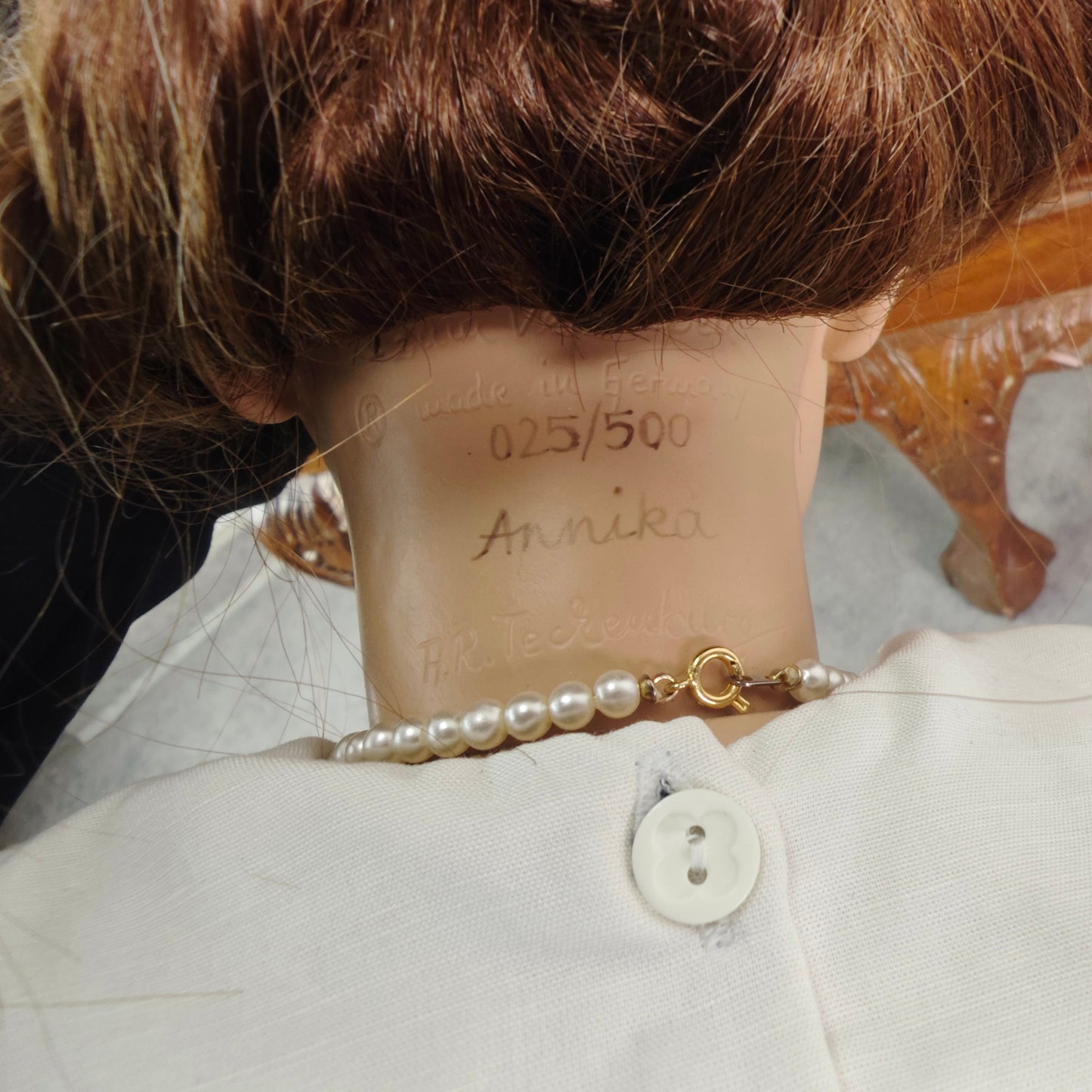 Künstlerpuppe "Annika" AR Teckenburg Sammlerpuppe Sitzpuppe 025/500 Zertifikat OVP