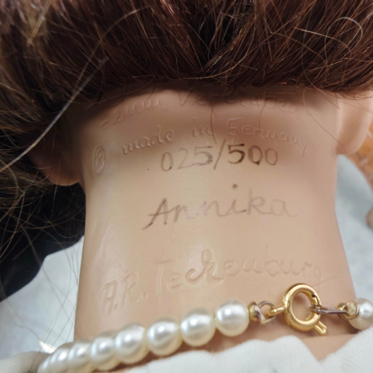 Künstlerpuppe "Annika" AR Teckenburg Sammlerpuppe Sitzpuppe 025/500 Zertifikat OVP