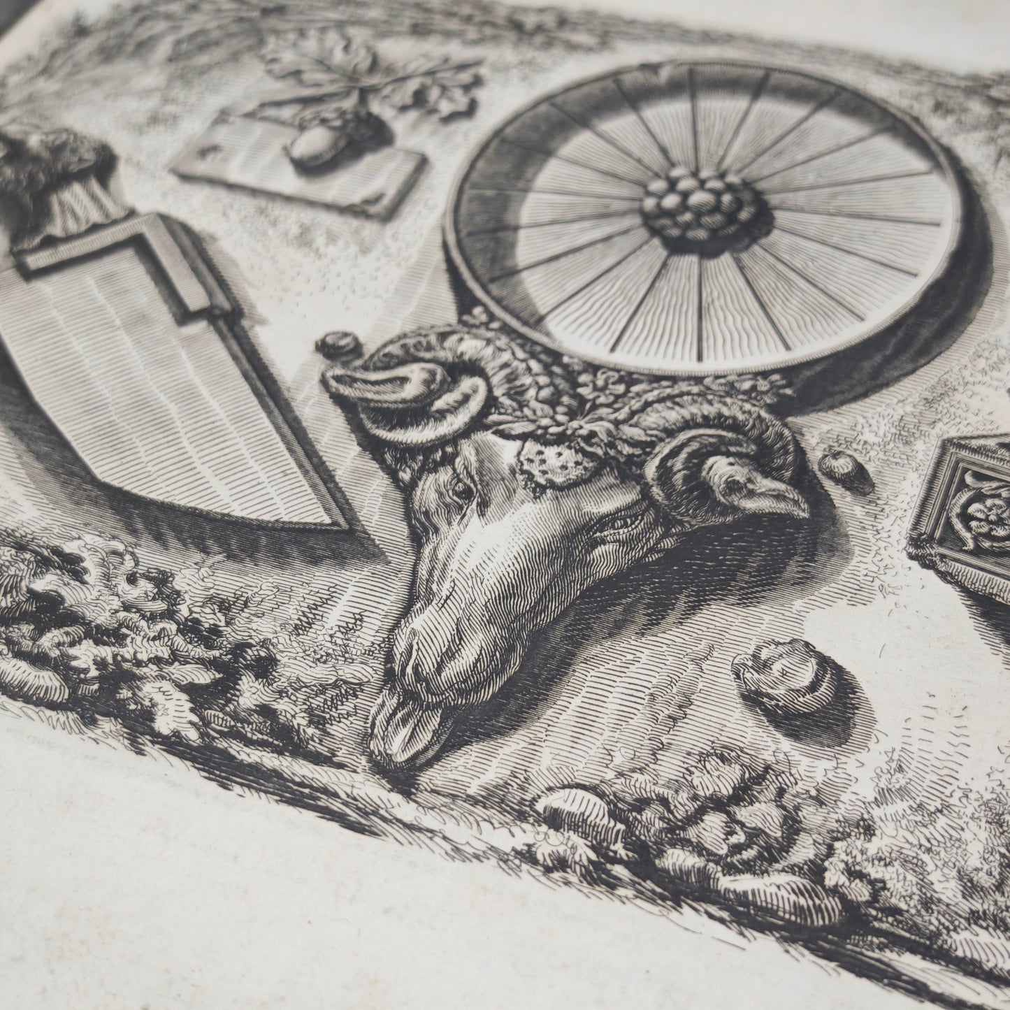 3 antike Kupferstich Buchseiten Giovanni Battista Piranesi 1756 Le Antichità Romane gerahmt