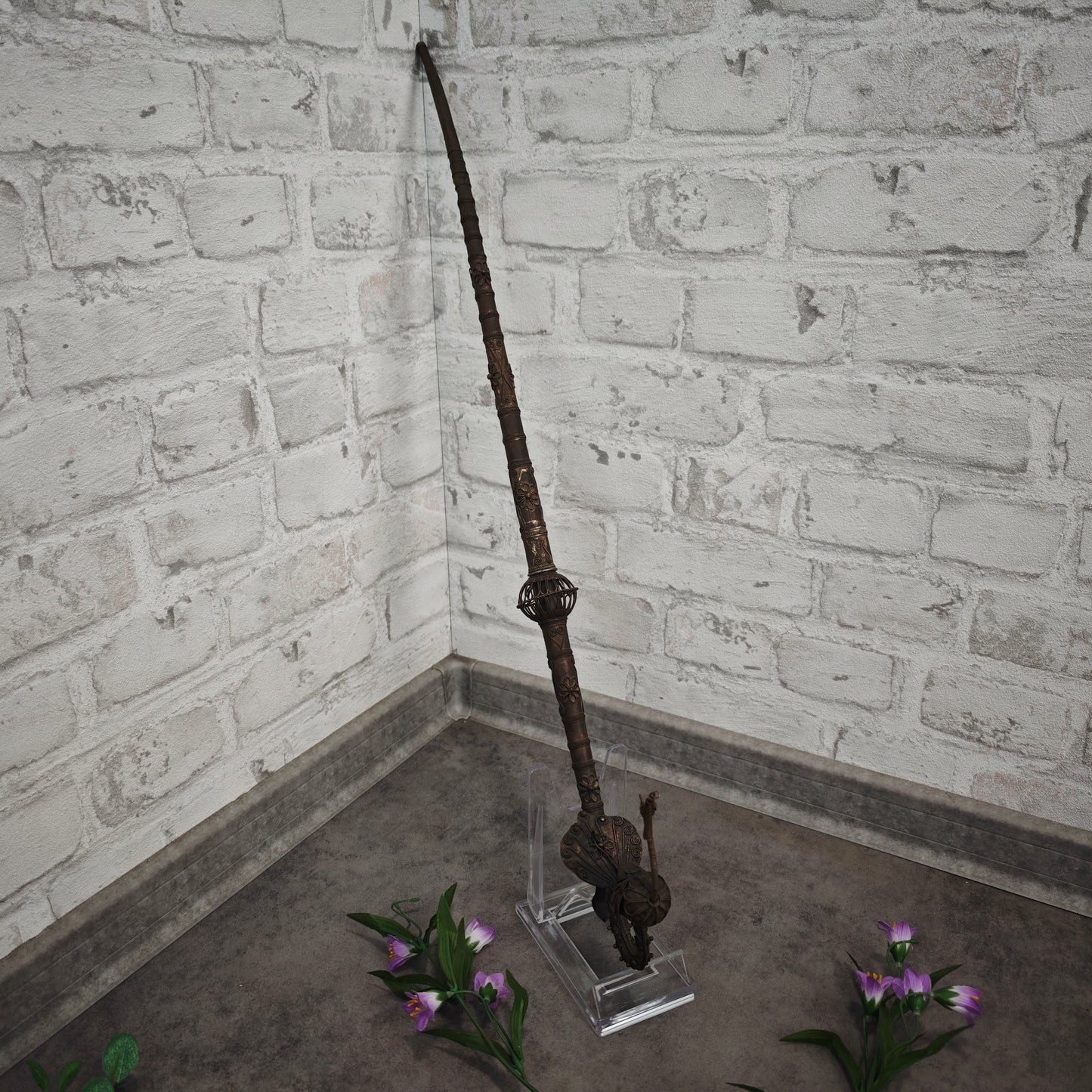 Antike Ritualpfeife aus Messing 65 cm Handarbeit mit Pfau und Ornamenten Nomaden Sammler Pfeife Deko