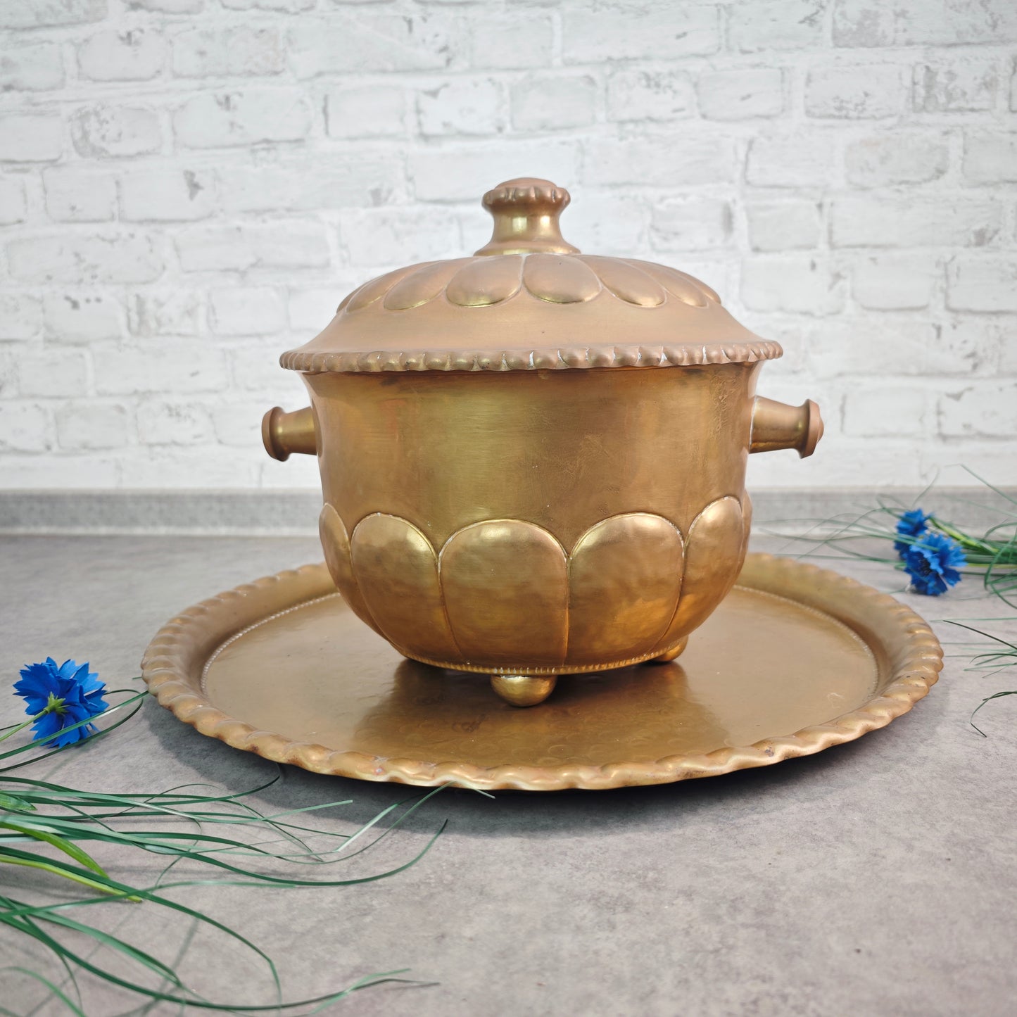 Antiker Bowletopf mit Tablett Messing EG Co. Ø 50 cm Jugendstil Art Deco dekorativ