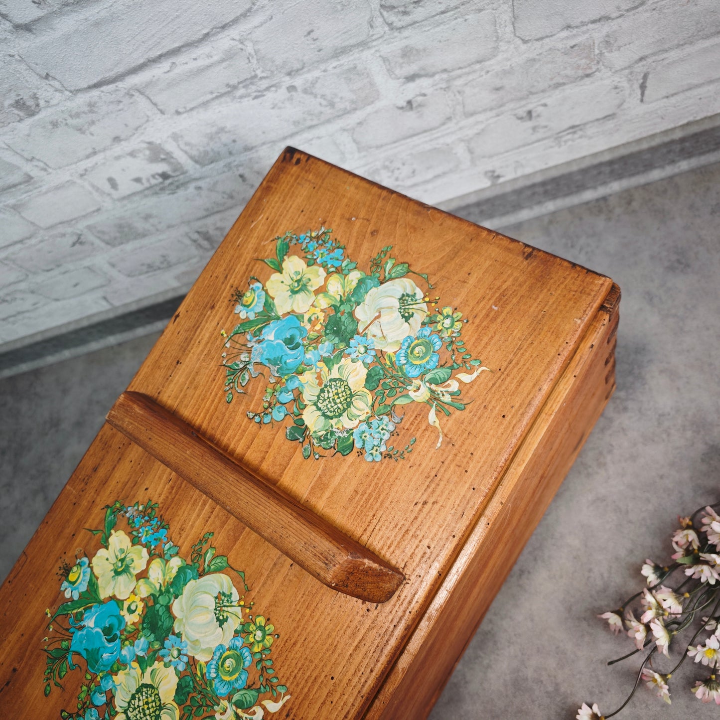 Antike Butterschleuder Holz mit Kurbel und Blumenmotiv Butterfass Landhausdeko Vintage
