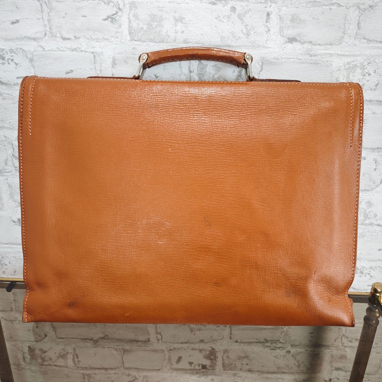 Ledertasche Aktentasche braun Lehrertasche aus Leder mit Messingverschlüssen, Lehrertasche mit drei Innenfächern