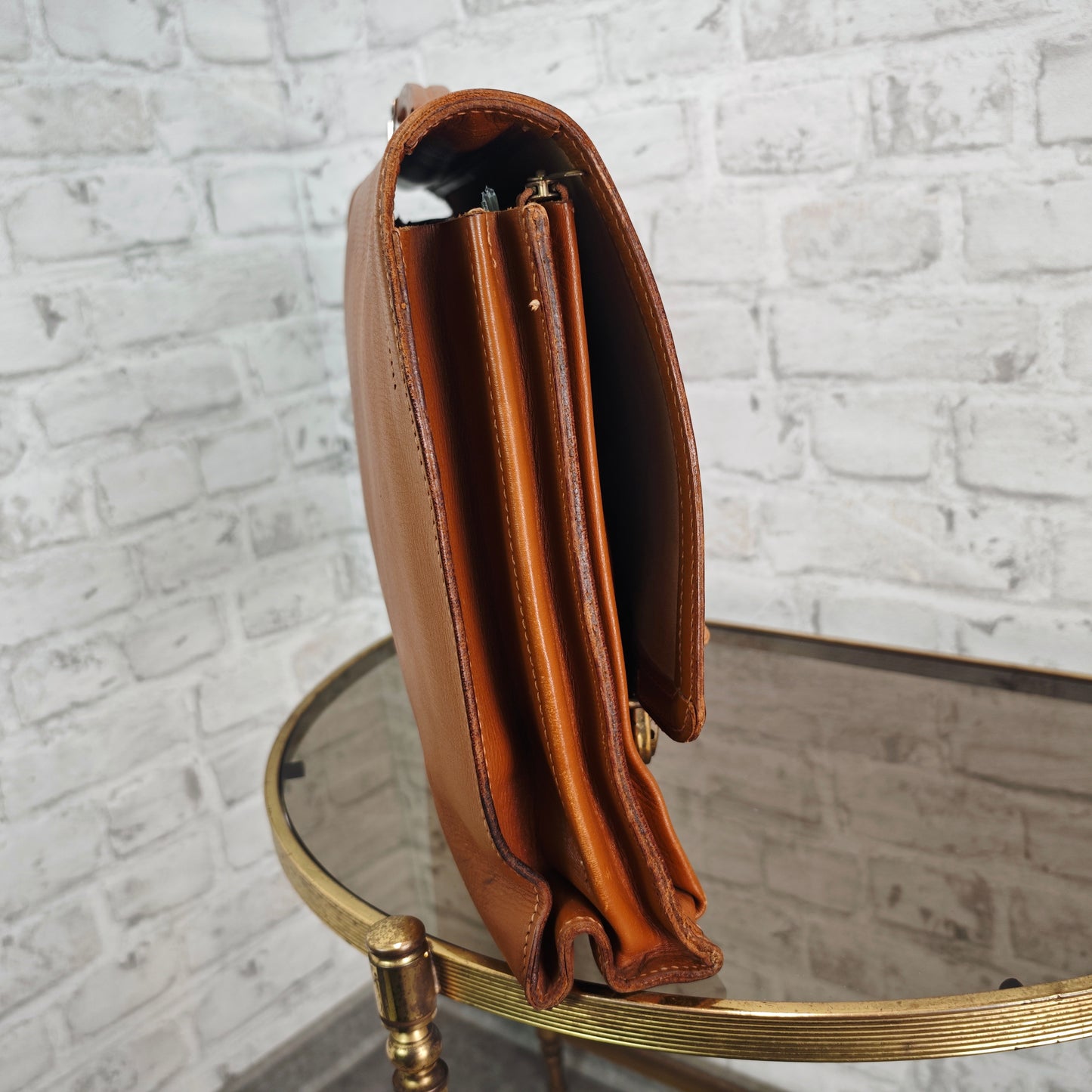 Ledertasche Aktentasche braun Lehrertasche aus Leder mit Messingverschlüssen, Lehrertasche mit drei Innenfächern