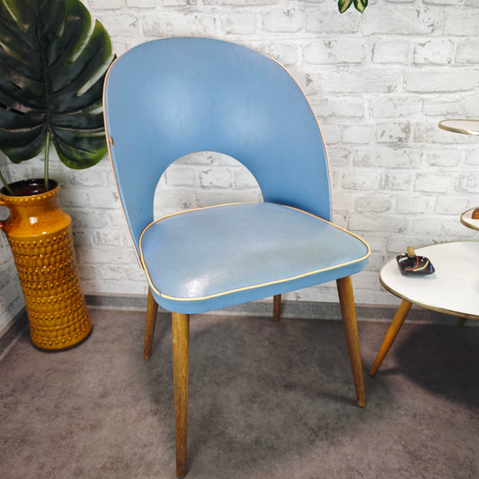 Midcentury Stuhl hellblau 50er Jahre Vintage Retro Wohnzimmerstuhl Kunstleder Holzbeine Atomic Age Nostalgie