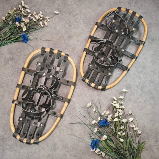 Schneeschuhe Rattan Holzrahmen olivgrün Outdoor Winter Gear Vintage Schneeschuh Deko Trekking Retro Ausrüstung