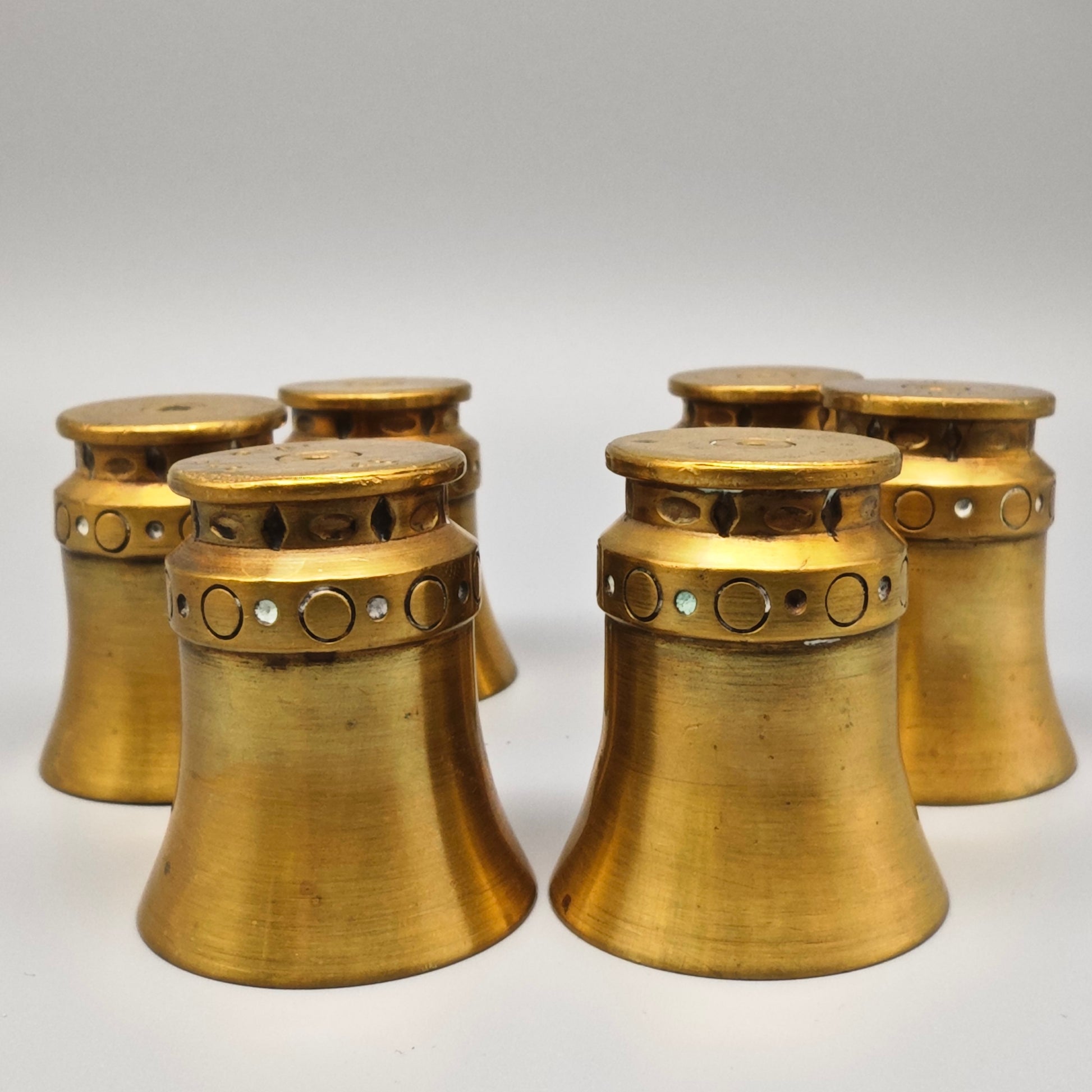 6x Messing Schnapsgläser Grabenkunst Wehrmacht Patrone Hülsen 2. Weltkrieg Becher Set WK 2