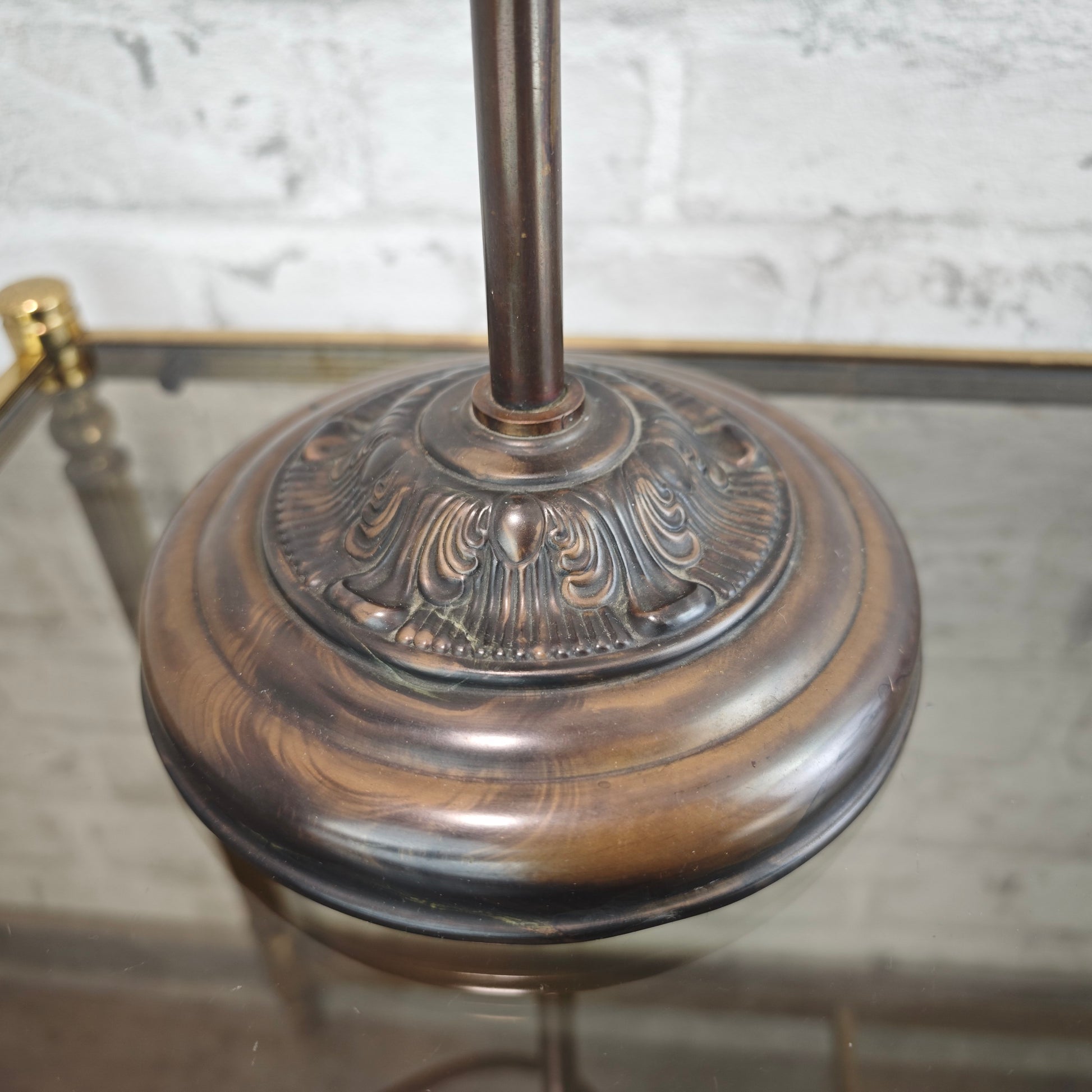 Jugendstil Tischlampe Casablanca West Germany Messing bronze höhenverstellbar mit mattem Glasschirm Blütenform ca 56 cm Vintage Lampe