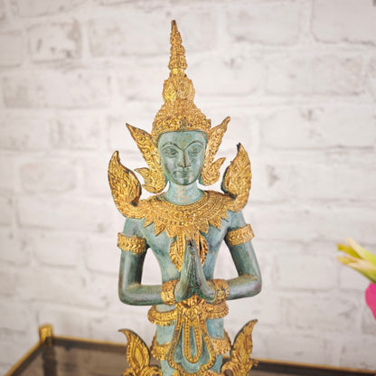 Thai Thepphanom Figur Bronze Patina 38 cm Messingguss stehende Deva Anjali Mudra Tempelwächter Statue Meditationsraum Yoga Deko