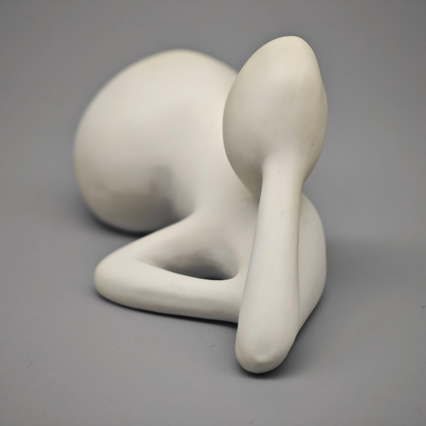 Royal Copenhagen Musica Dreamy Note Figur weiß Biscuit Porzellan Monica Ritterband moderne Deko Skulptur