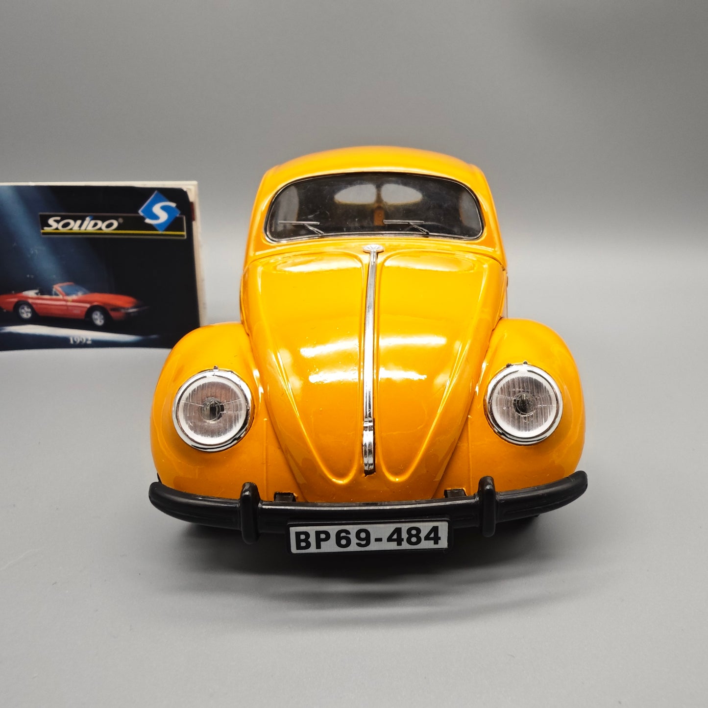 Solido VW Käfer Brezel Deutsche Bundespost gelb 1:17 Modellauto Metall Kunststoff vintage