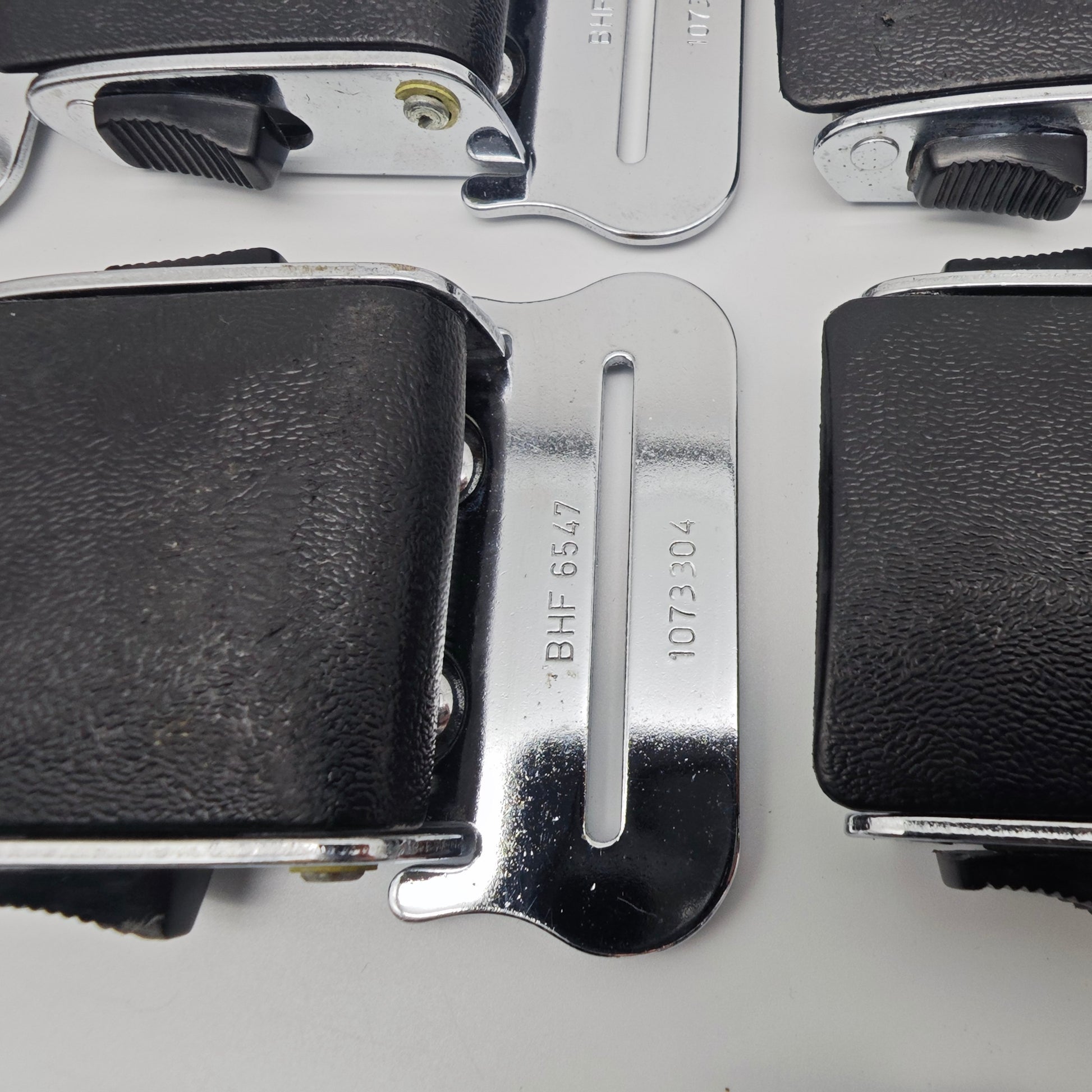 10x Geypa Lyfe Lok II Sicherheitsgurt Verschluss 1960er 1970er Metall Schwarz Oldtimer BHF 705119 Konvolut