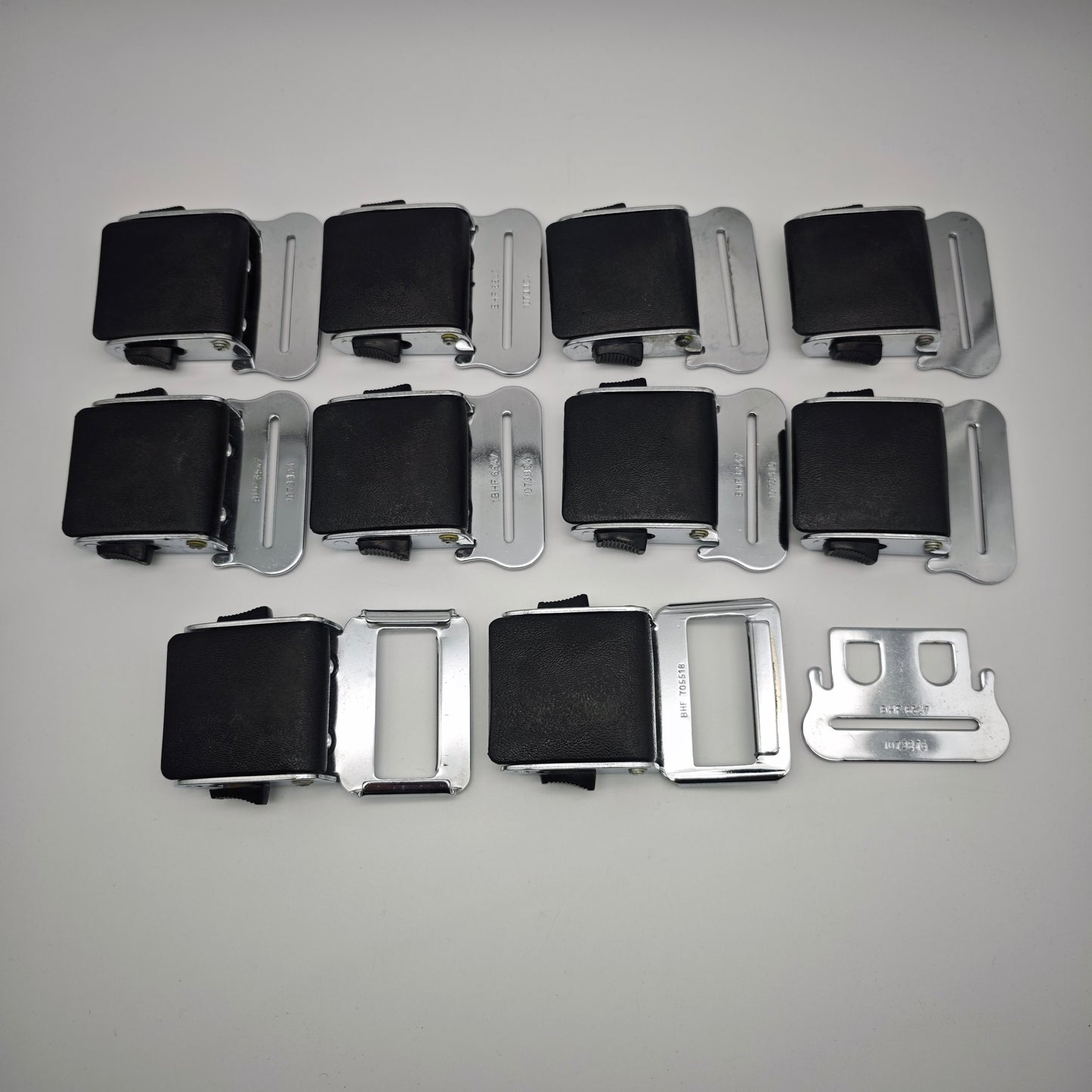 10x Geypa Lyfe Lok II Sicherheitsgurt Verschluss 1960er 1970er Metall Schwarz Oldtimer BHF 705119 Konvolut