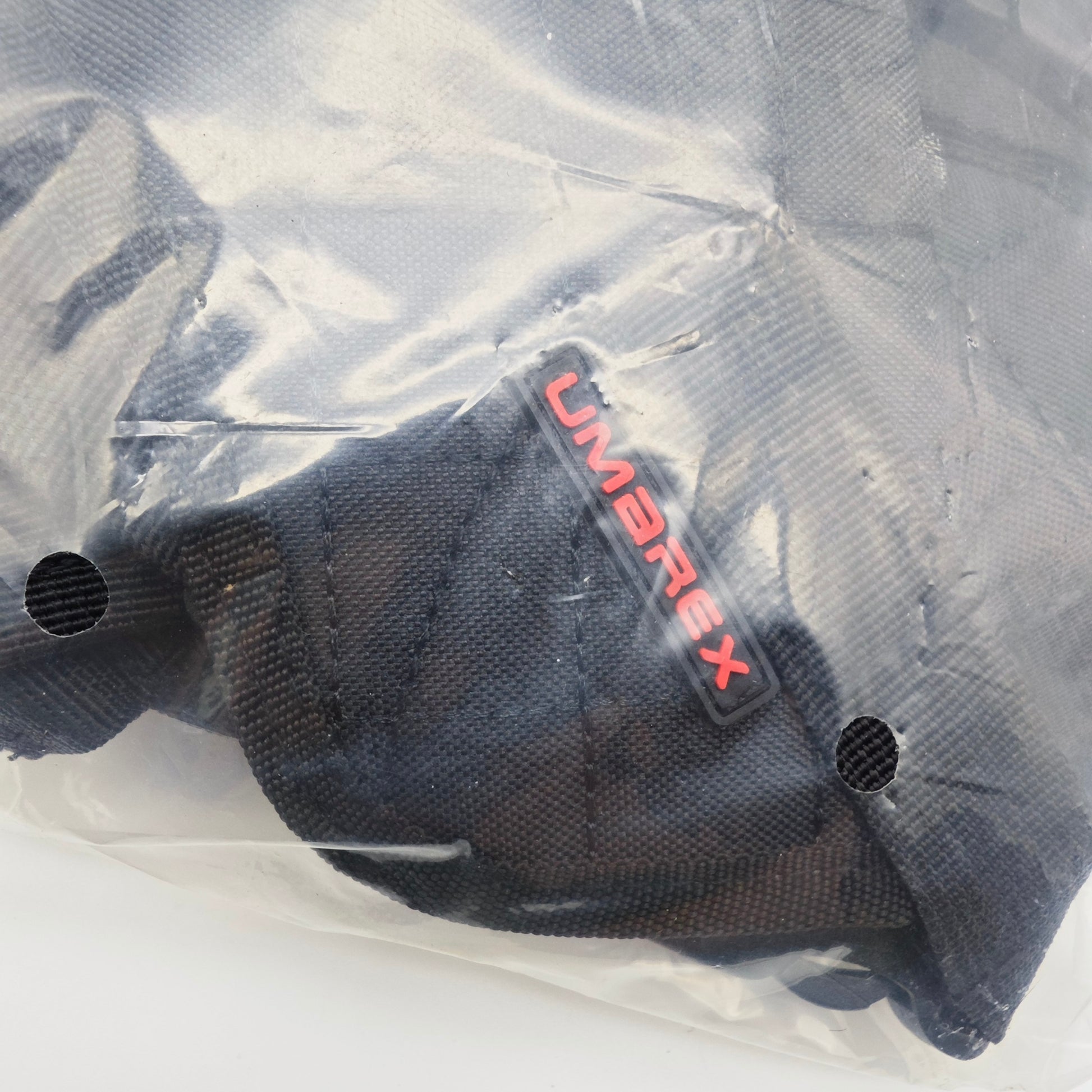 Umarex 2.5777 Universal Schulterholster aus Nylon für große Pistolen und Revolver mit Magazintaschen