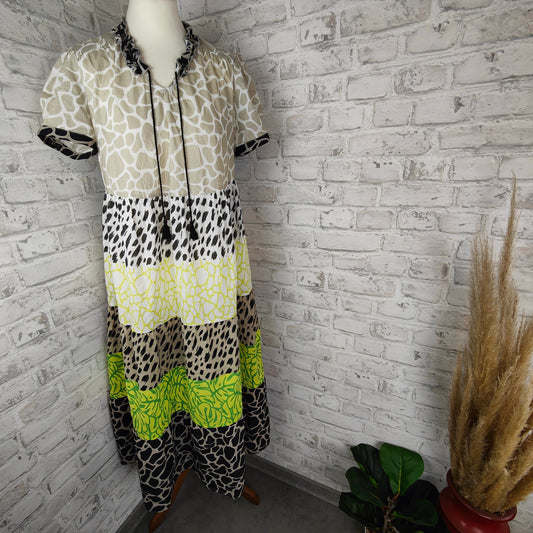 Maxikleid eve in paradise Gr. 36 schwarz grün neon gelb beige Mustermix Monstera Blätter animalprint Stufenrock Puffärmel Ethno Sommerkleid