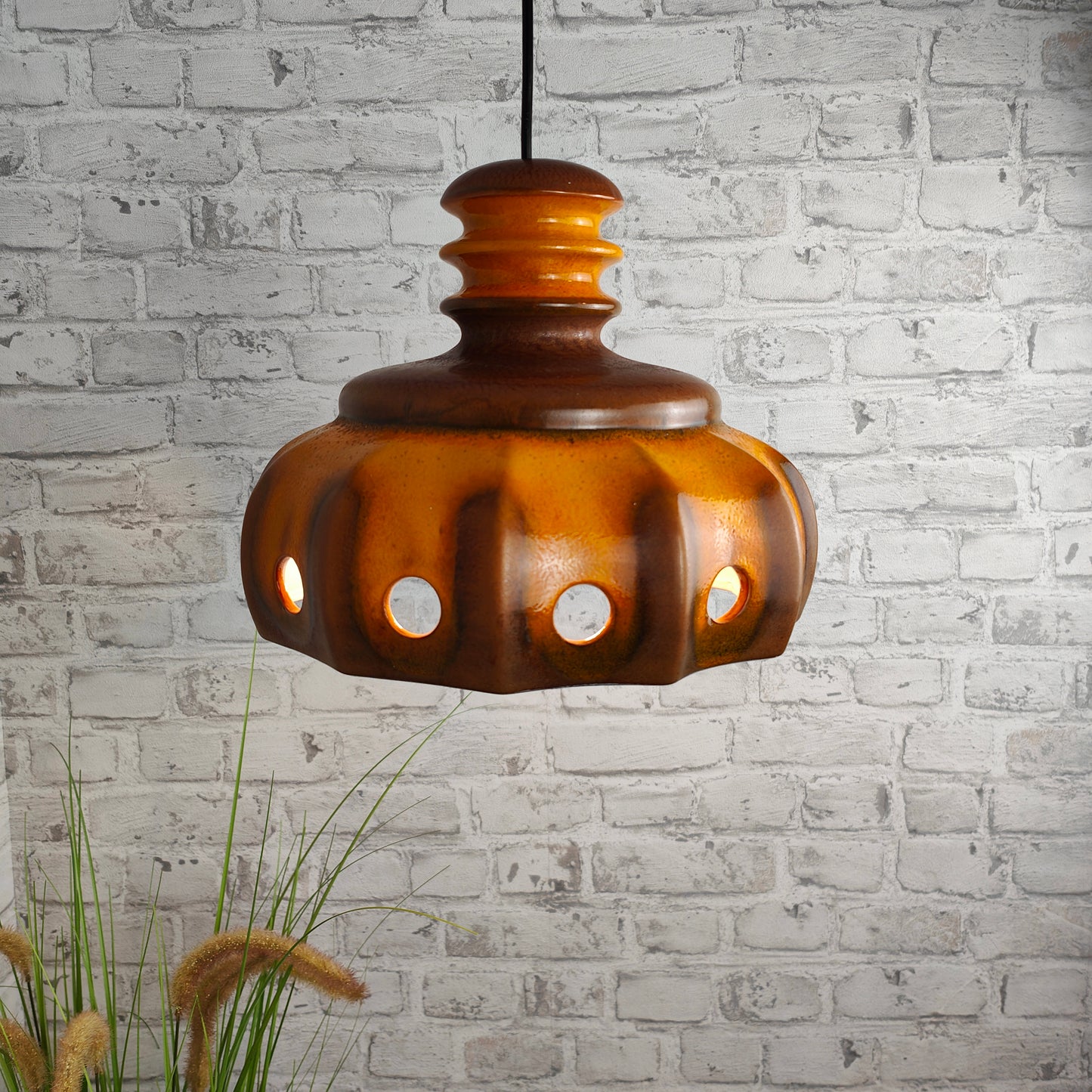 Fat Lava UFO Lampe orange braun Hängelampe Pendelleuchte Mid Century Keramik West German pottery 60s 70s Design Kürbis Deckenlampe Leuchte