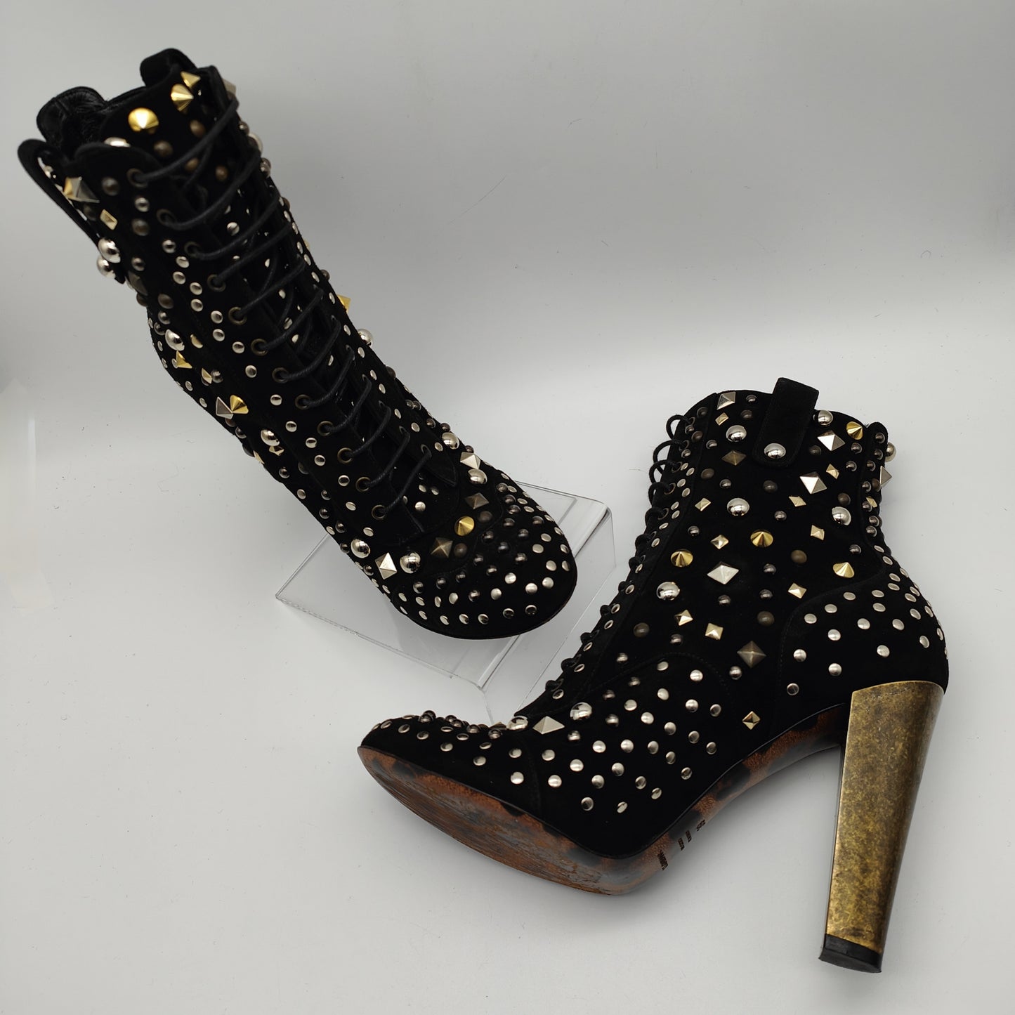 D&G Dolce & Gabbana ankle Boots Gr. 39 Nieten Spikes Absatz schwarz Leder Schnürstiefel Absatz Booties Schuhe