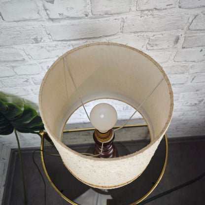 Lampe Tischlampe mit Holzfuß Mid Century beige braun Stoffschirm Bordüre Beistelltisch midcentury 60s 70s Boho Hygge Scandi Holz rustikal