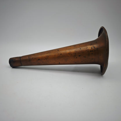 Antiker Trichter aus Kupfer altes Megaphon Naturtrompete ale muller Megafon Signalhorn Horn Instrument Signaltrompete kurios