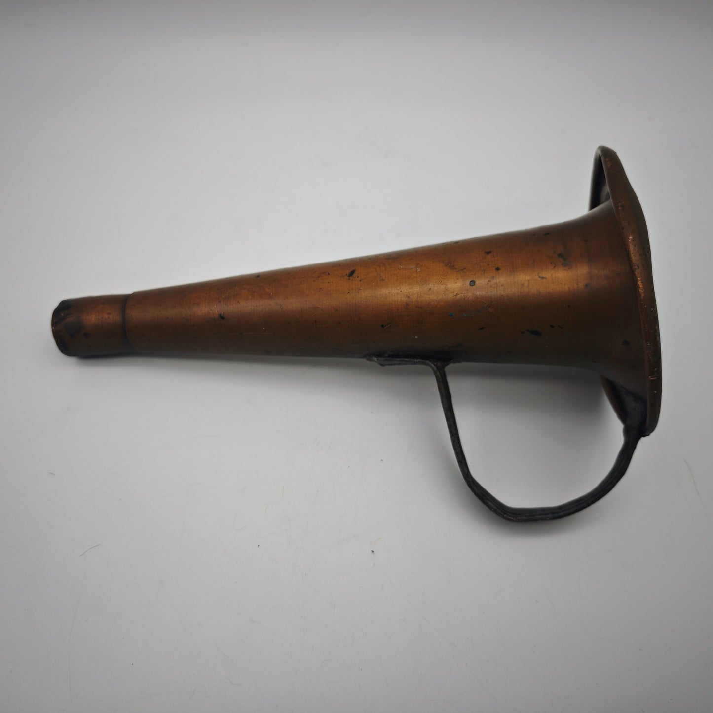Antiker Trichter aus Kupfer altes Megaphon Naturtrompete ale muller Megafon Signalhorn Horn Instrument Signaltrompete kurios