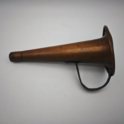 Antiker Trichter aus Kupfer altes Megaphon Naturtrompete ale muller Megafon Signalhorn Horn Instrument Signaltrompete kurios