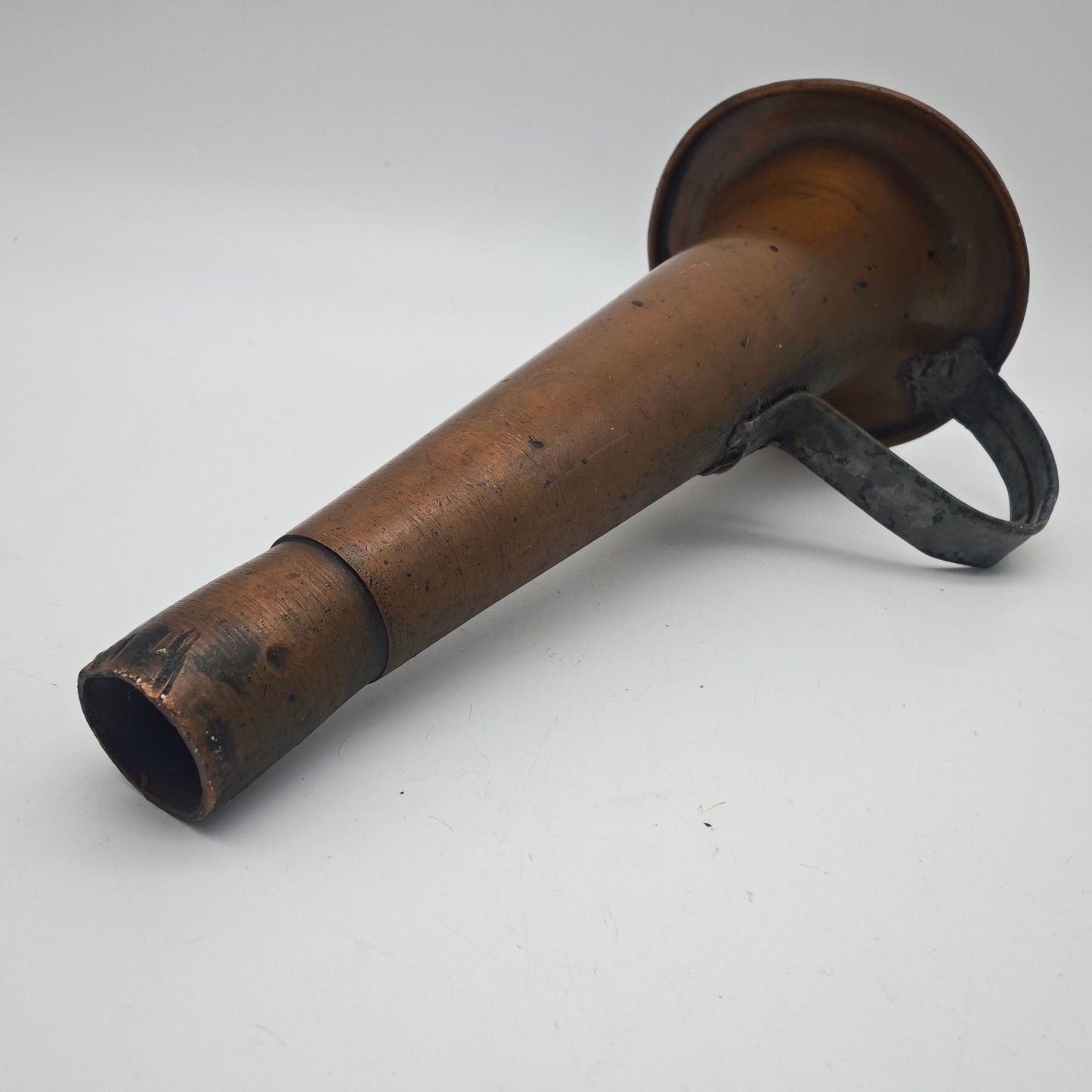 Antiker Trichter aus Kupfer altes Megaphon Naturtrompete ale muller Megafon Signalhorn Horn Instrument Signaltrompete kurios