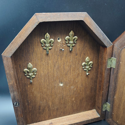 Schlüsselkasten mit Spiegel Holz Sechseck französische Lilien vintage antik Biedermeier Art Deco Academia