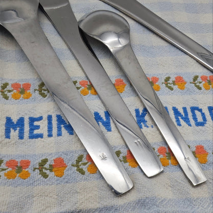 6x Singapore Airlines Besteck Edelstahl 2 Messer 2 Löffel 2 Teelöffel Bordbesteck Flugzeugbesteck