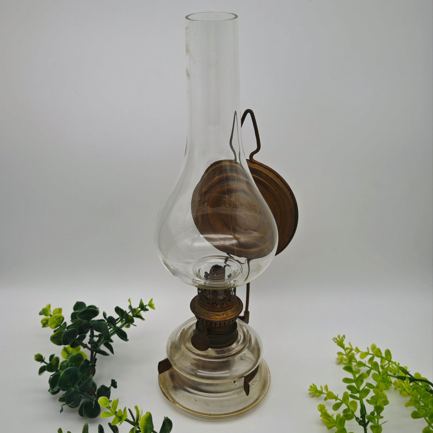 Petroleumlampe Leuchte Glas Kosmos Brenner goldfarben Wandblaker Öllampe Spiegel Wandlampe Bauernhaus antik