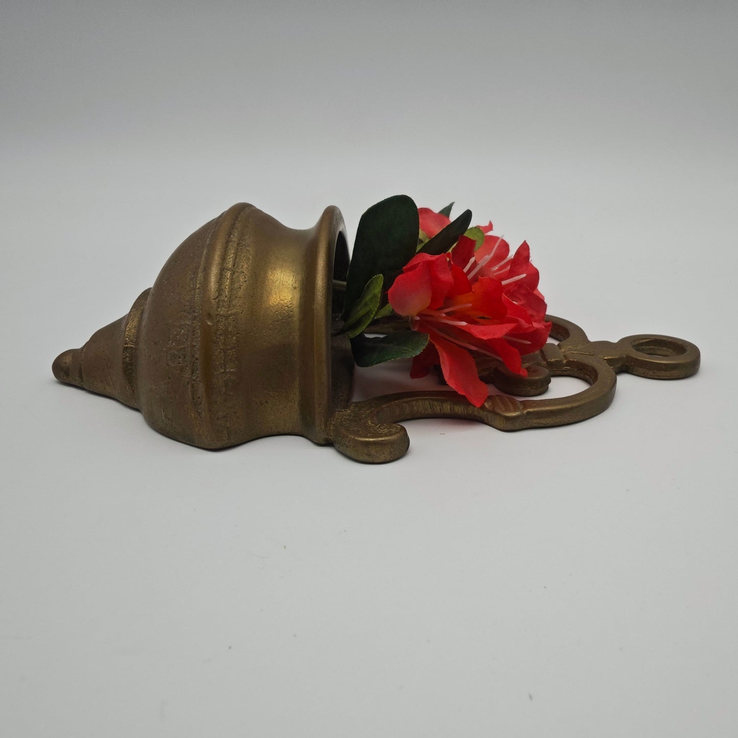 Wandvase Weihwasserbecken Messing vintage Vase Jugendstil italienisch Türverzierung