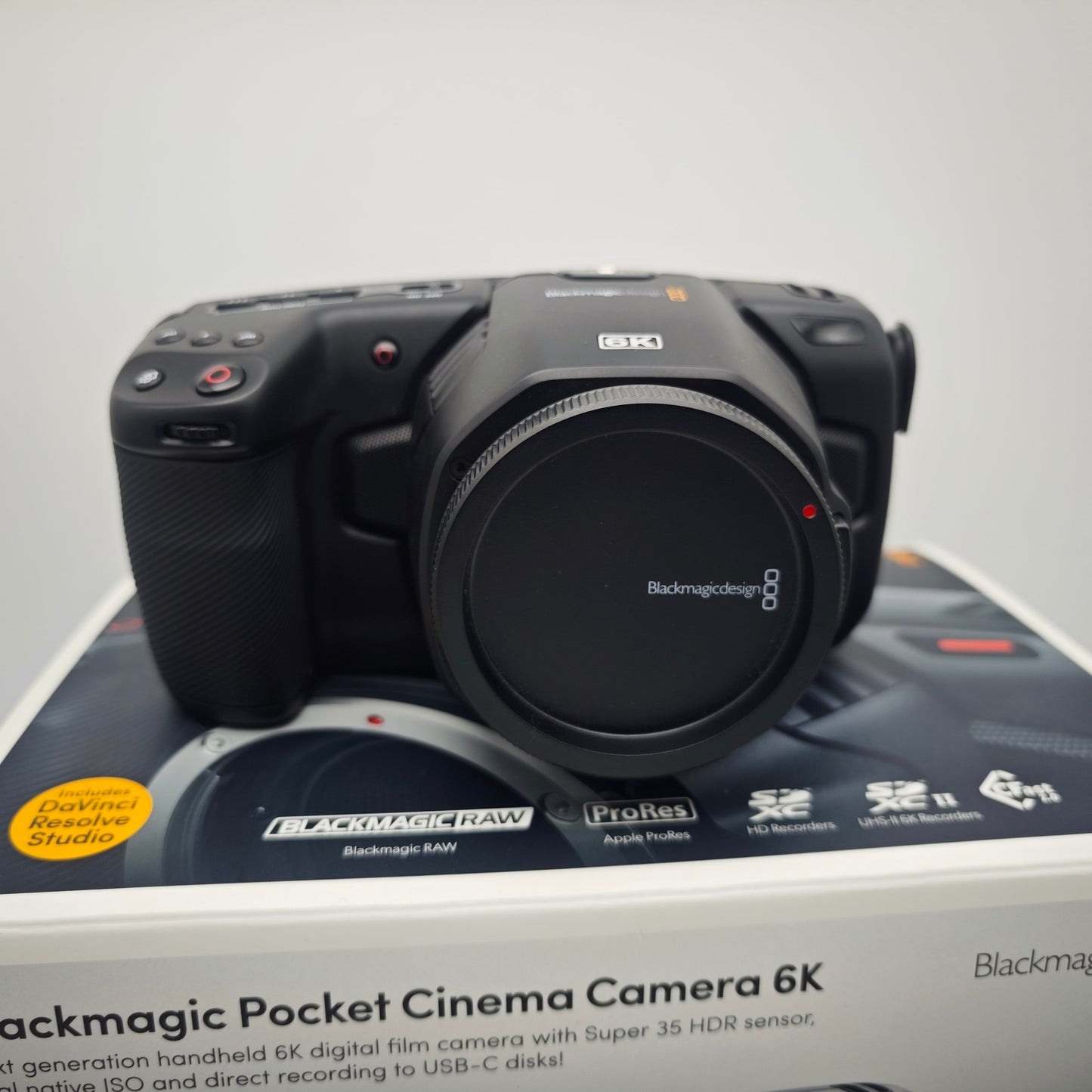 Blackmagic Design Pocket Cinema Camera 6K BMPCC6K