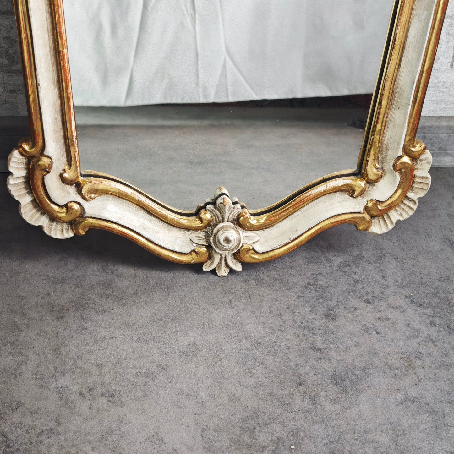 Spiegel Barock Wandspiegel weiß gold geschnitzt Rosen 89x47 cm Shabby Chic Rokoko Stil Vintage