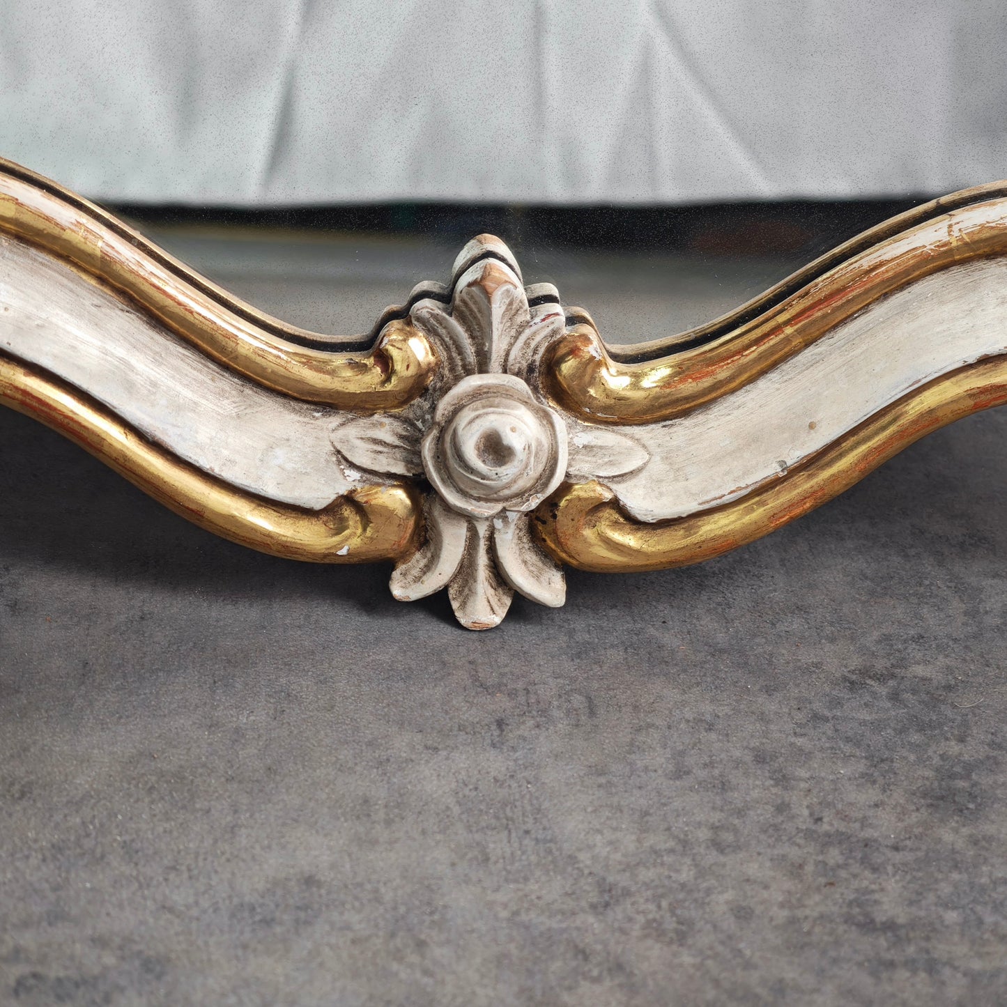 Spiegel Barock Wandspiegel weiß gold geschnitzt Rosen 89x47 cm Shabby Chic Rokoko Stil Vintage