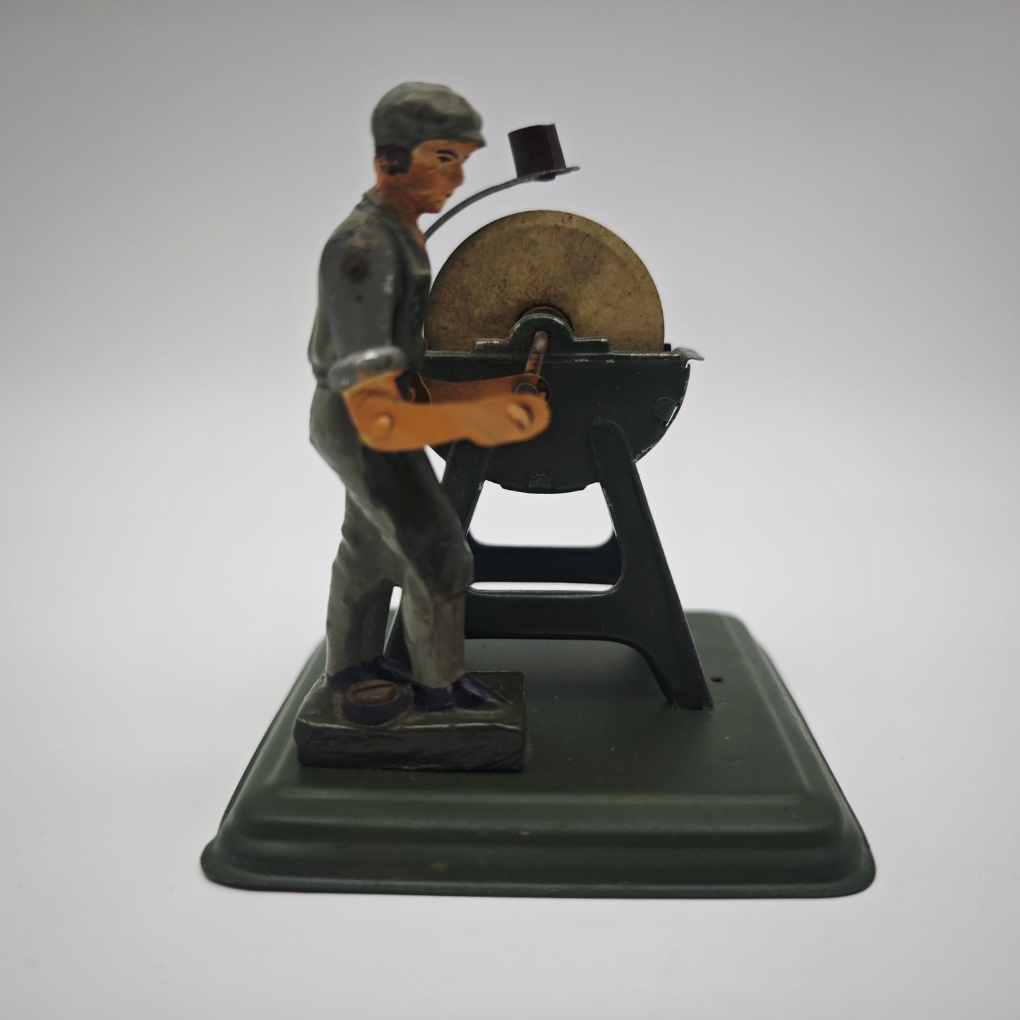 Blechspielzeug Schleifer Schleifmaschine Massefigur antik 8 cm beweglich Deko