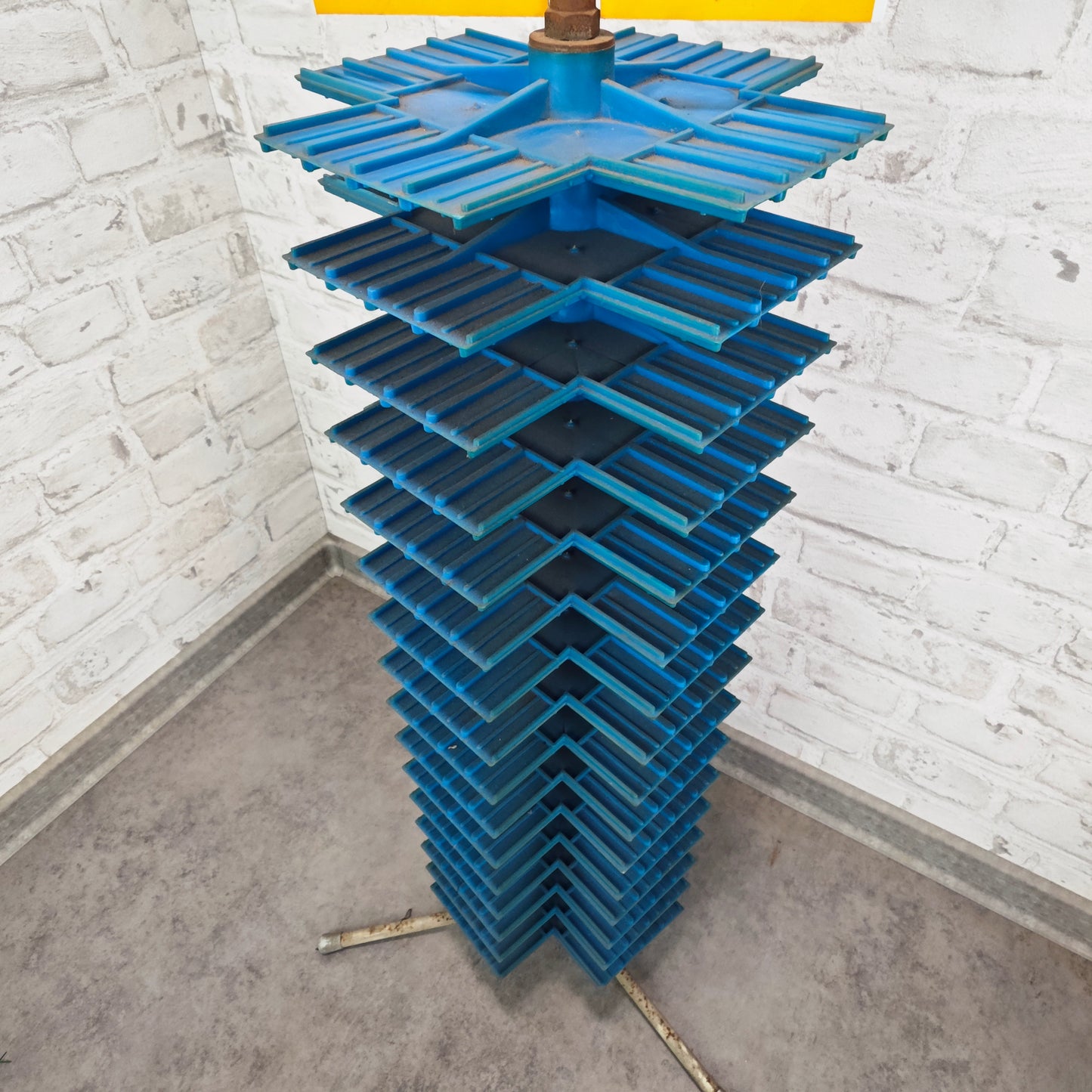 Merten Display Aufsteller Vintage Figurenständer Modellbau Kunststoff Laden