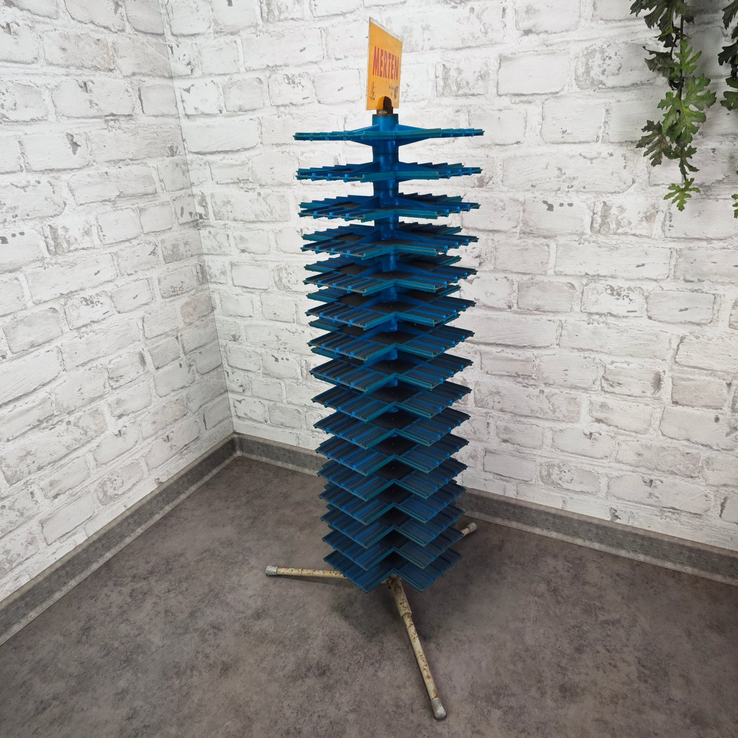 Merten Display Aufsteller Vintage Figurenständer Modellbau Kunststoff Laden