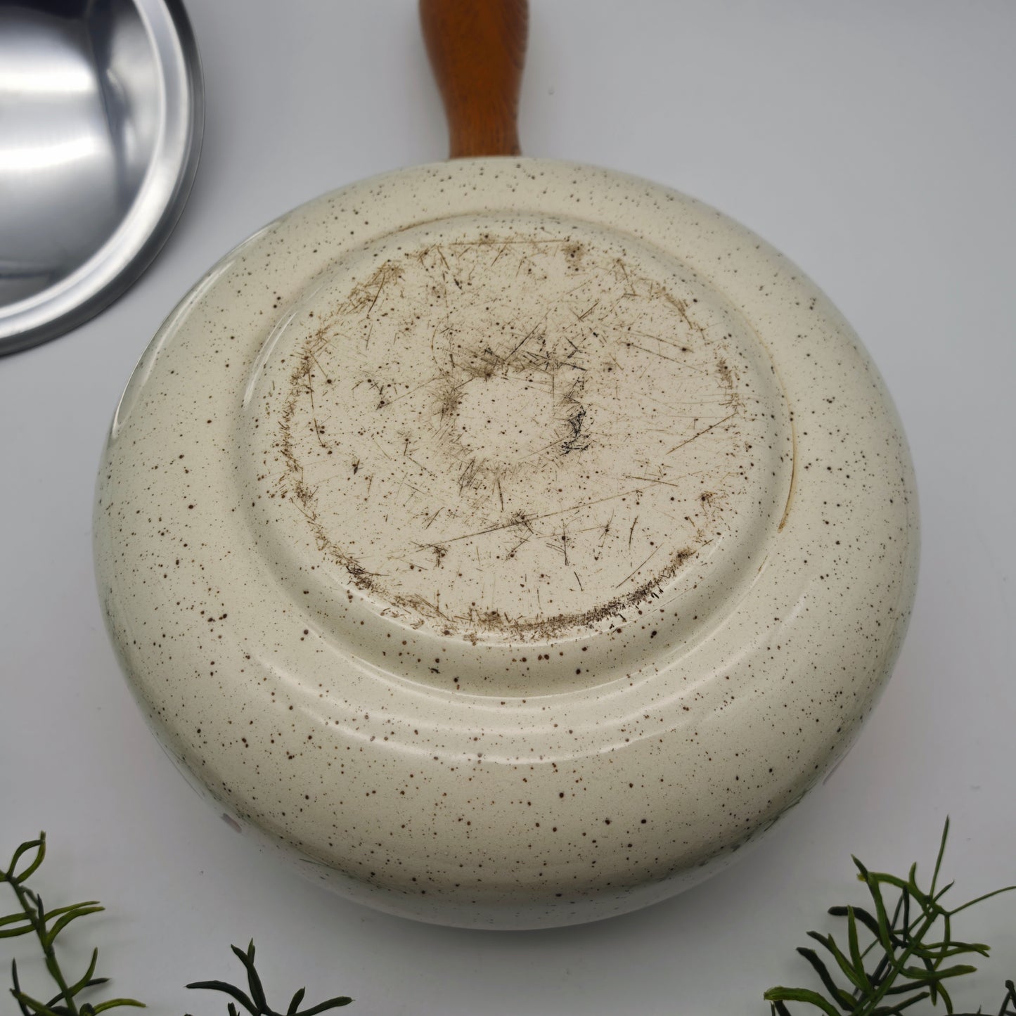 Fonduetopf Emaille Vintage 70er Stielkasserolle Blume Holzgriff Retro Küche