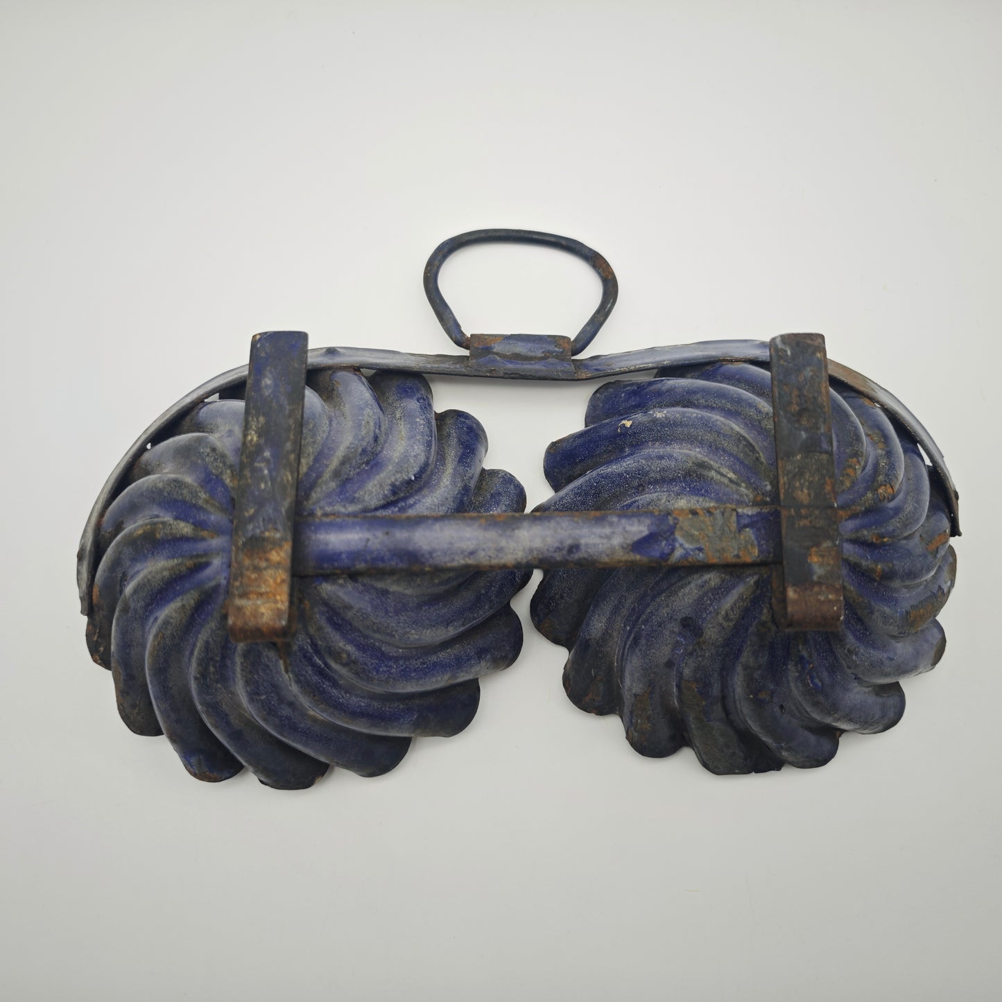 Antike Doppelform Emaille um 1900 blau weiß Pudding Gugelhupf Pastete Eisen