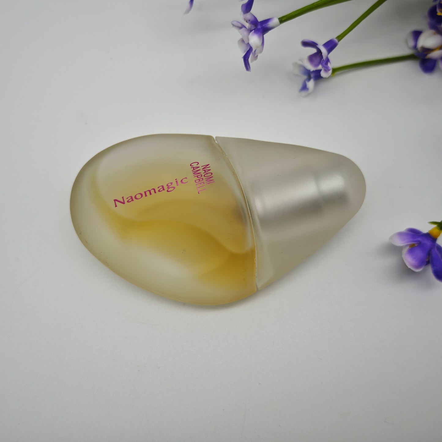 Naomi Campbell Naomagic Eau de Toilette 15 ml Vintage Parfumflakon Glas Sammlerstück Duftklassiker